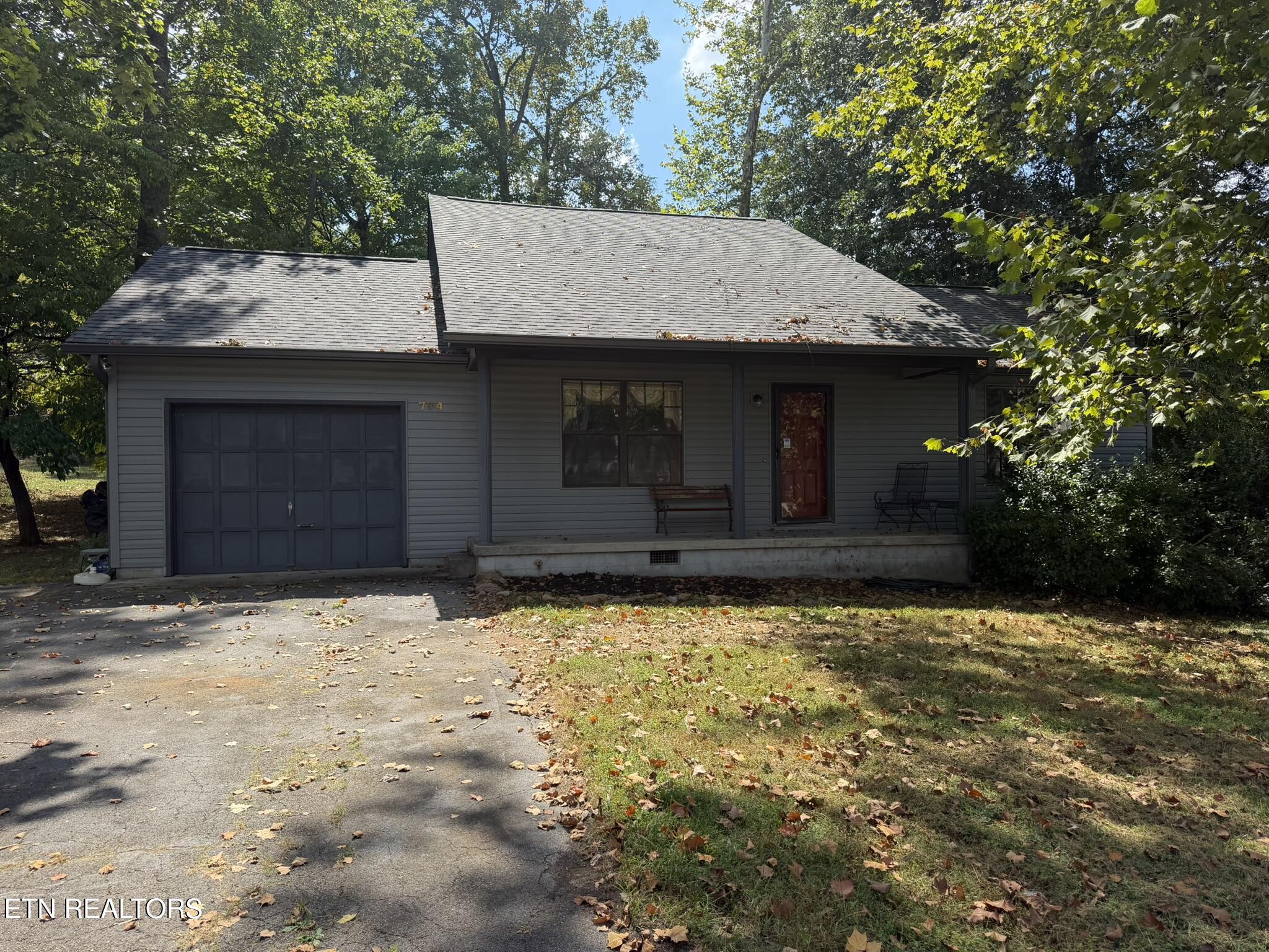 704 Ike Lane Knoxville TN 37918
