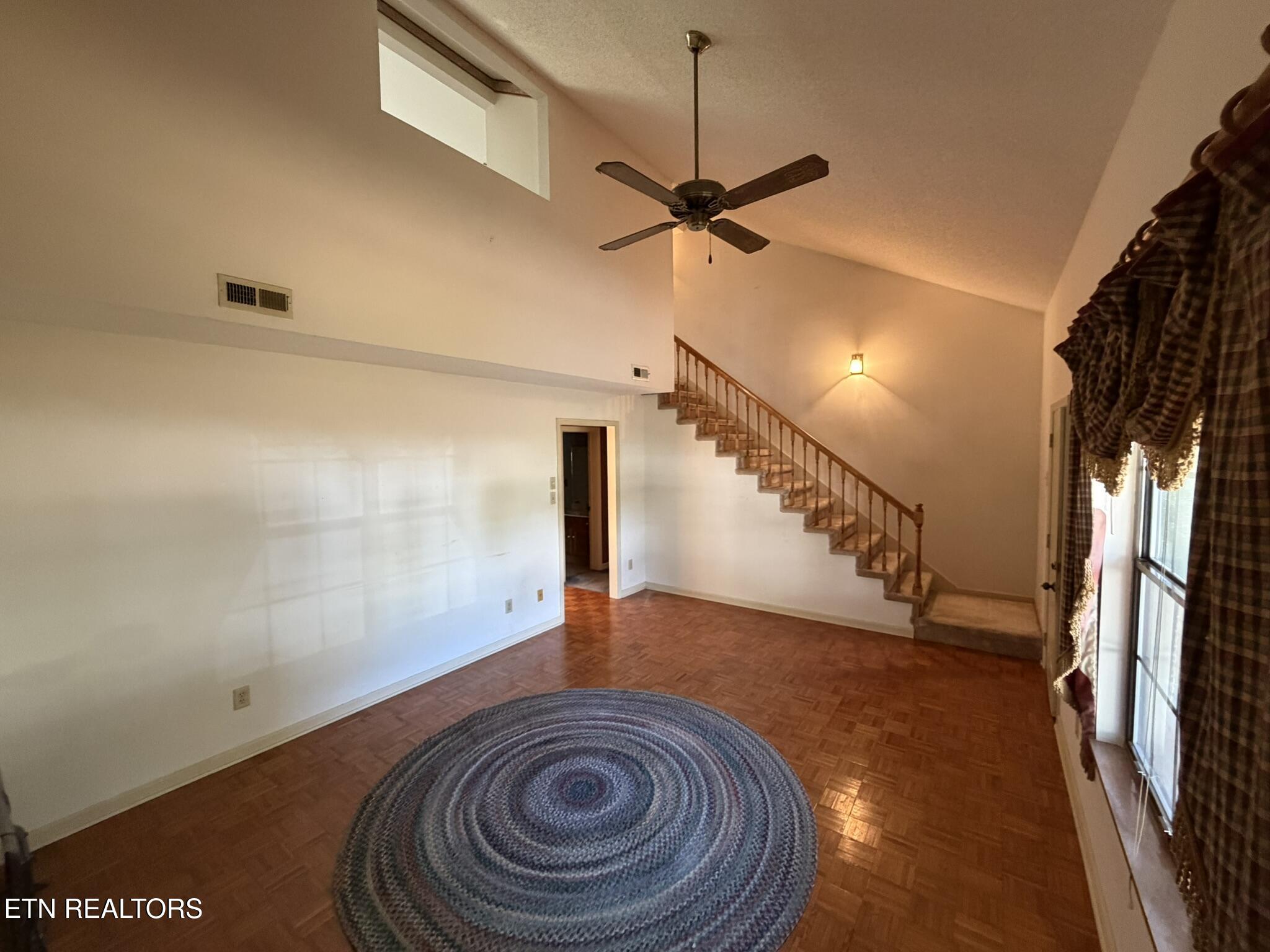 704 Ike Lane Knoxville TN 37918