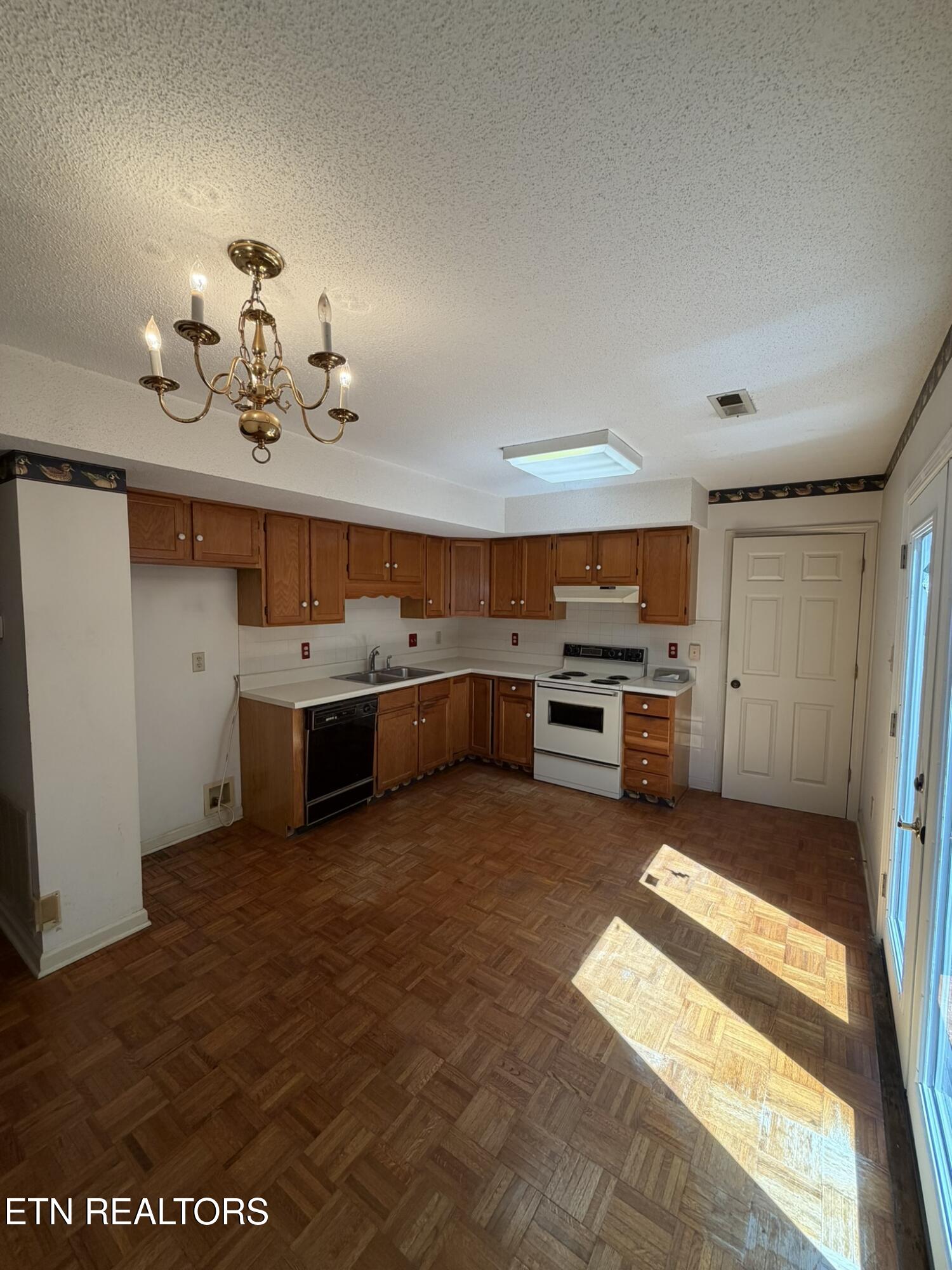 704 Ike Lane Knoxville TN 37918