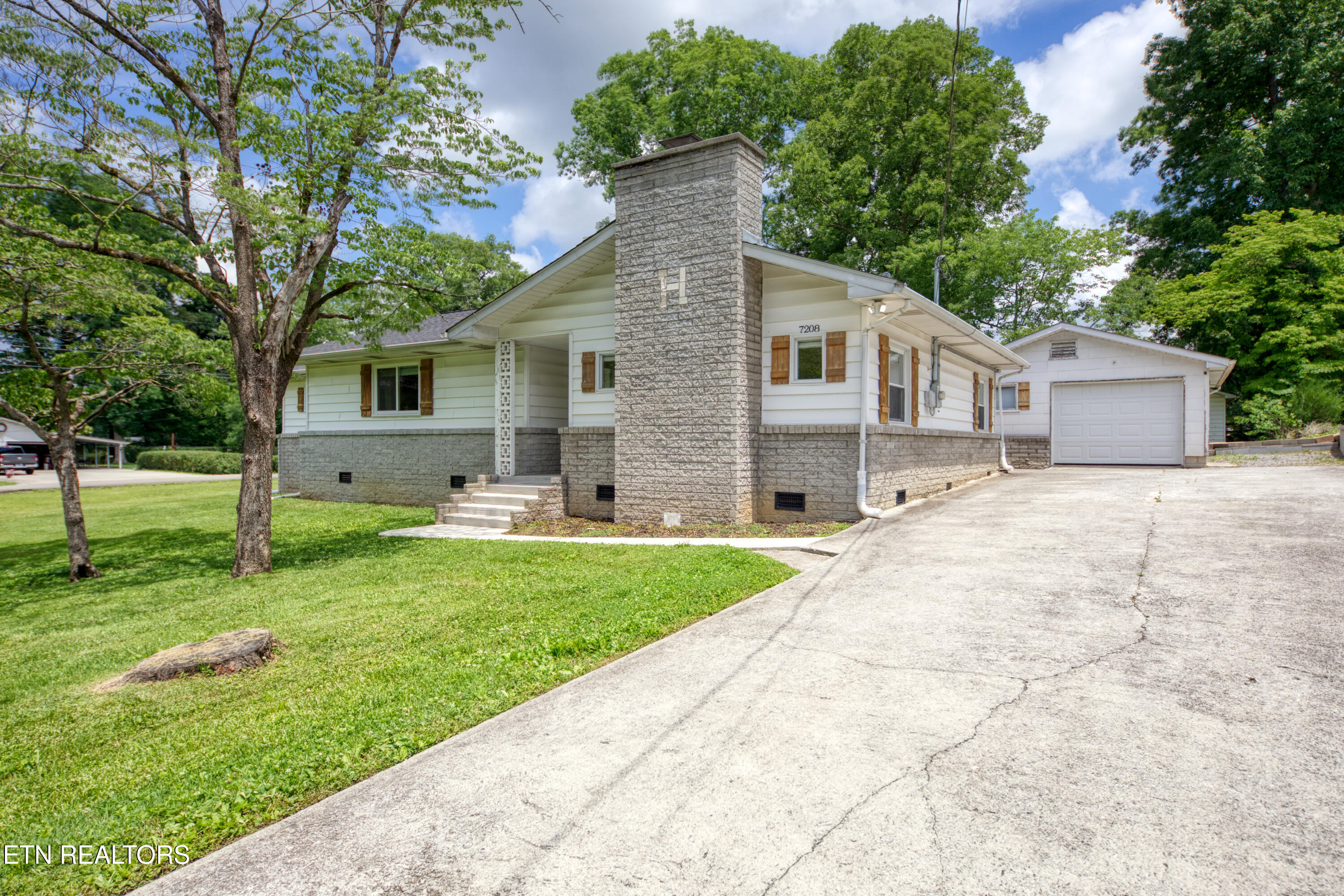 7208 Joyce Lane Powell TN 37849
