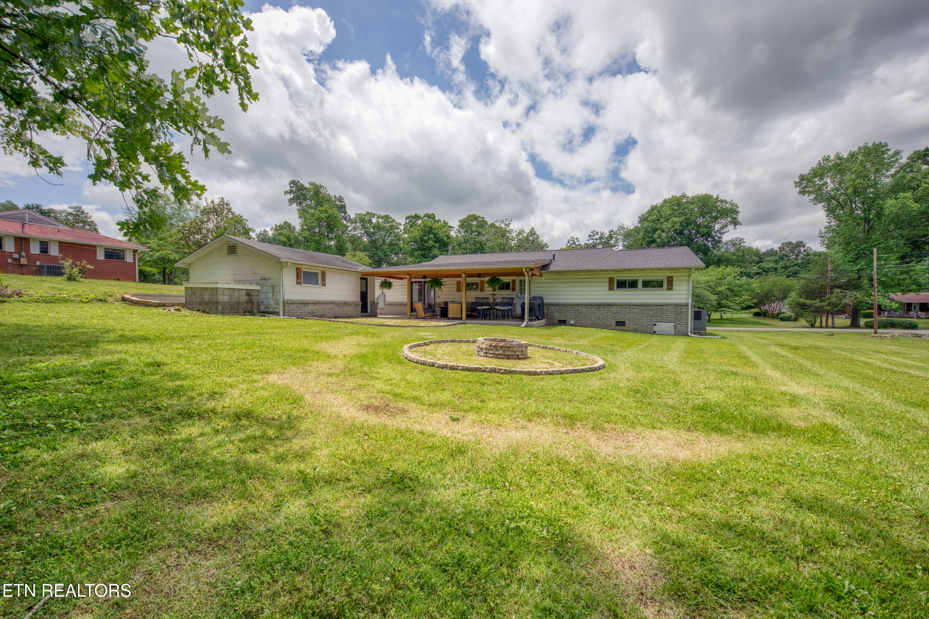 7208 Joyce Lane Powell TN 37849