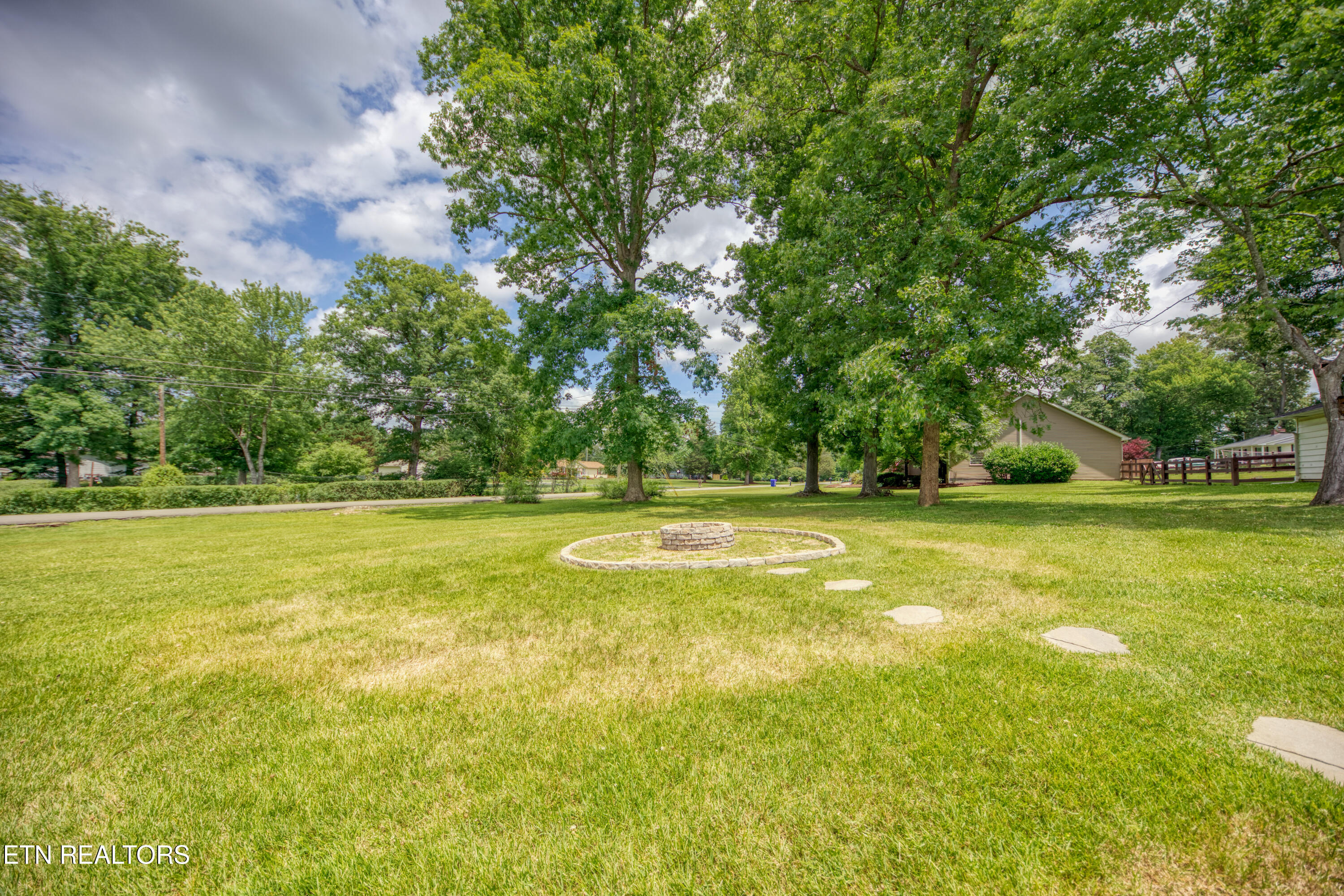 7208 Joyce Lane Powell TN 37849
