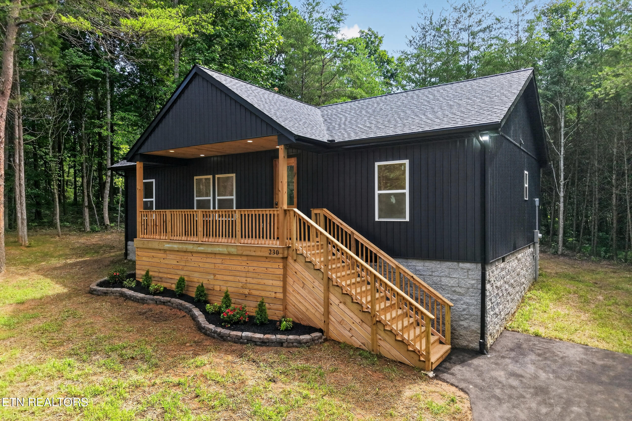 230 Hickory Lane Sparta TN 38583