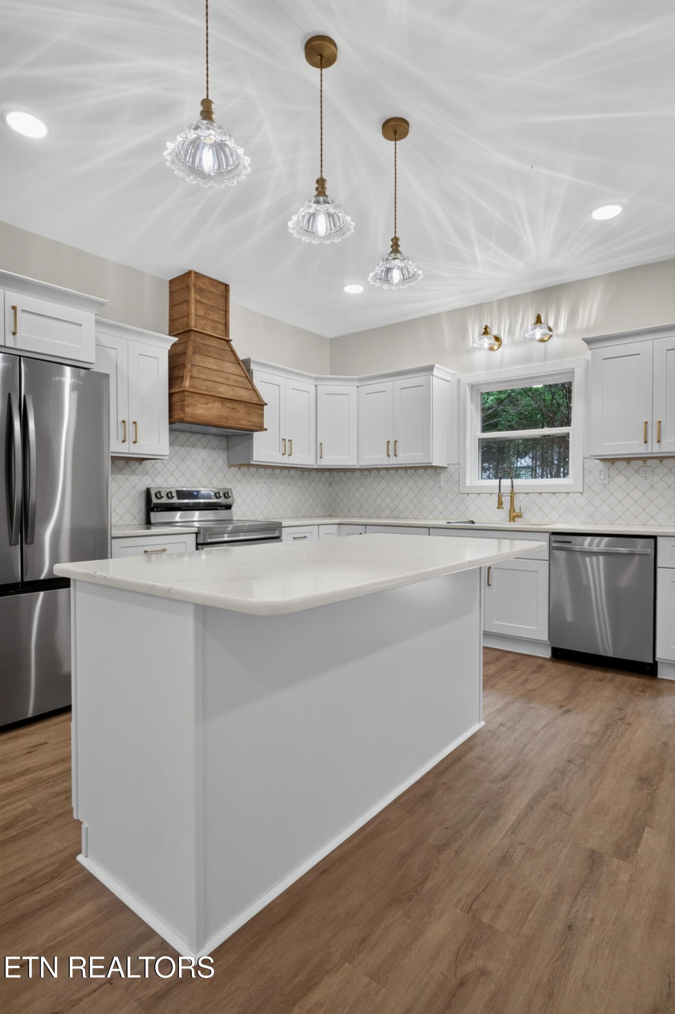 230 Hickory Lane Sparta TN 38583