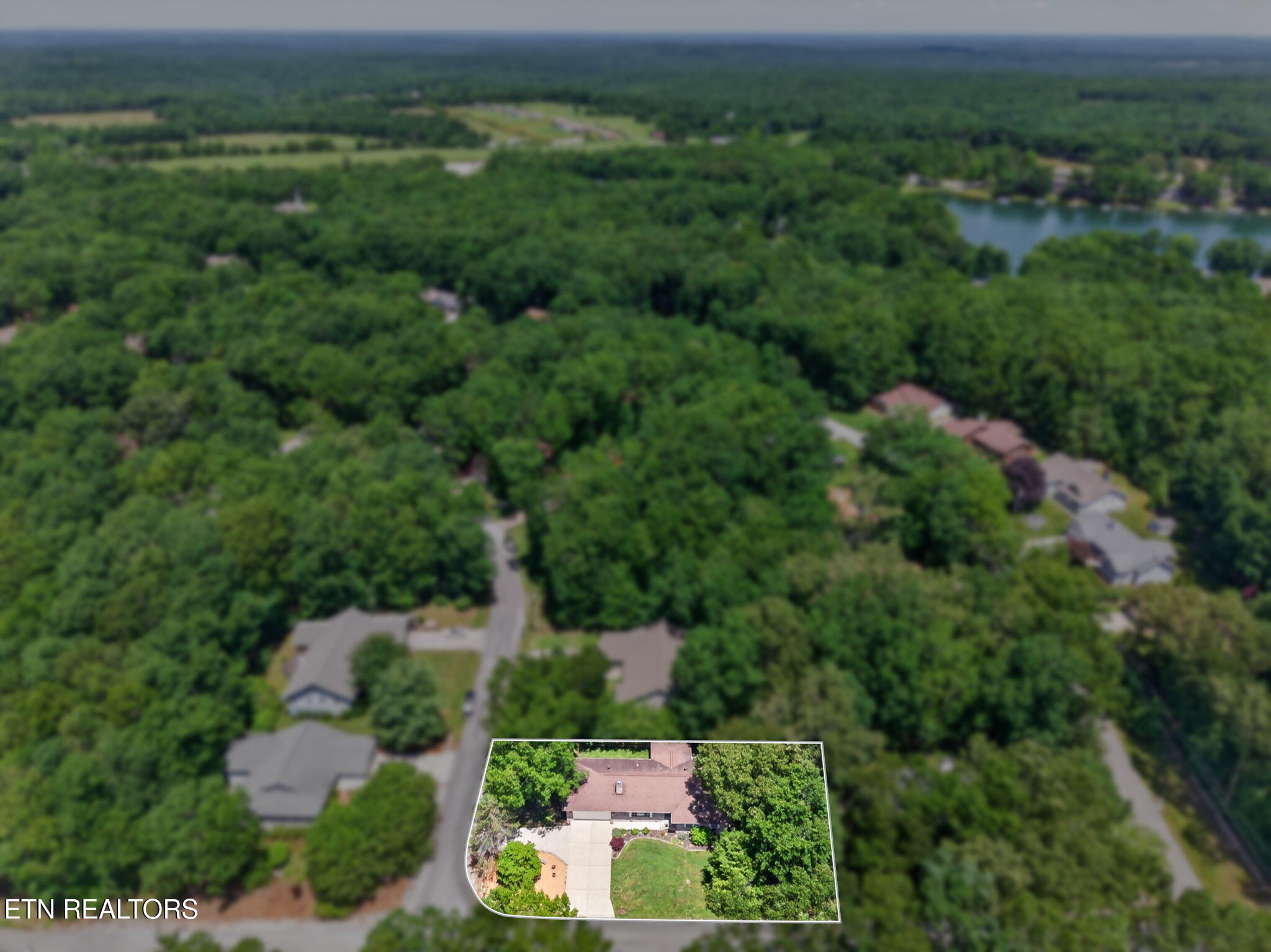 106 Overlook Cove Crossville TN 38558