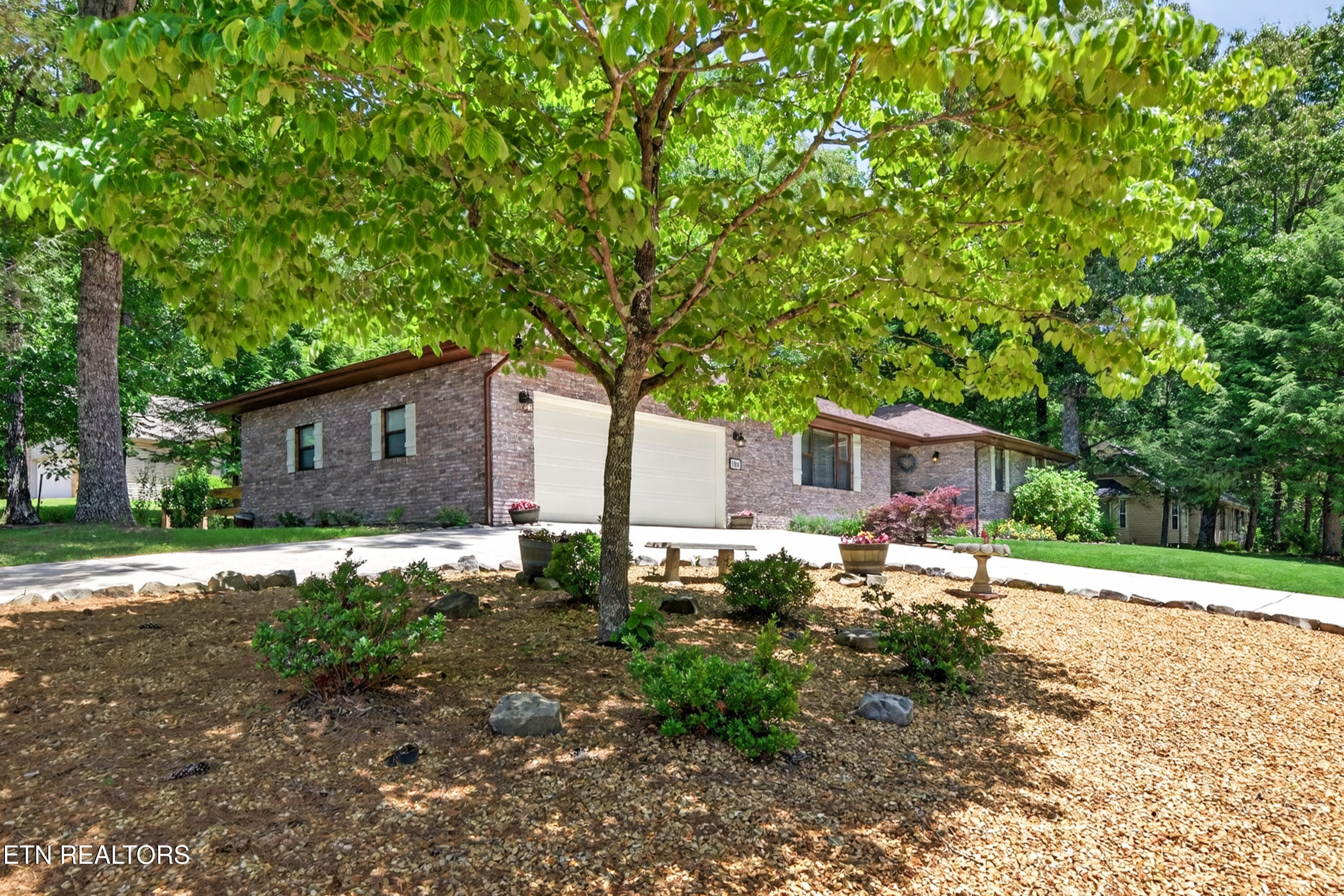 106 Overlook Cove Crossville TN 38558