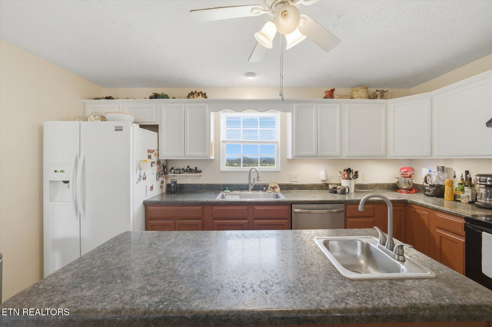 194 Carson Road Sweetwater TN 37874