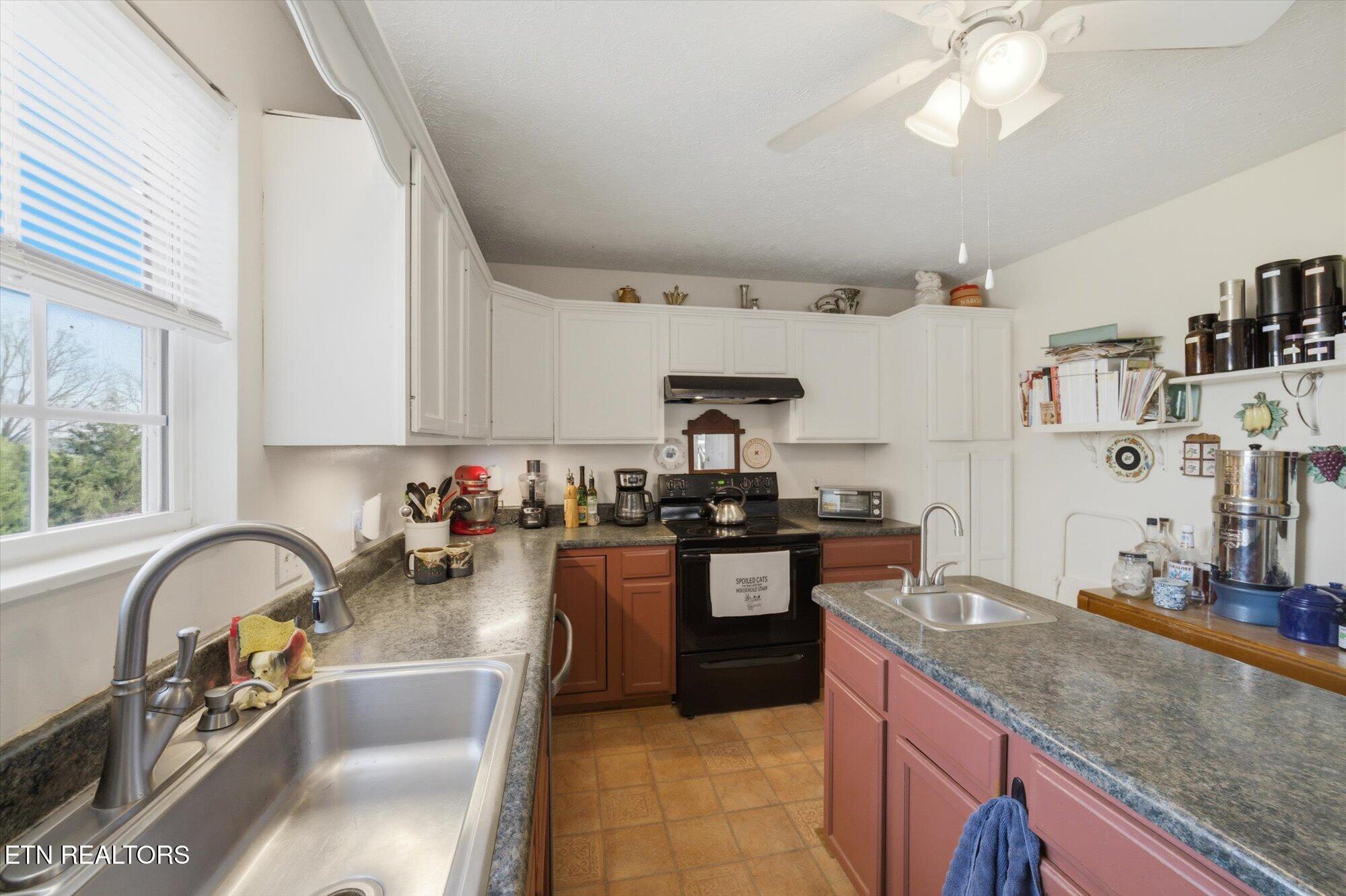 194 Carson Road Sweetwater TN 37874