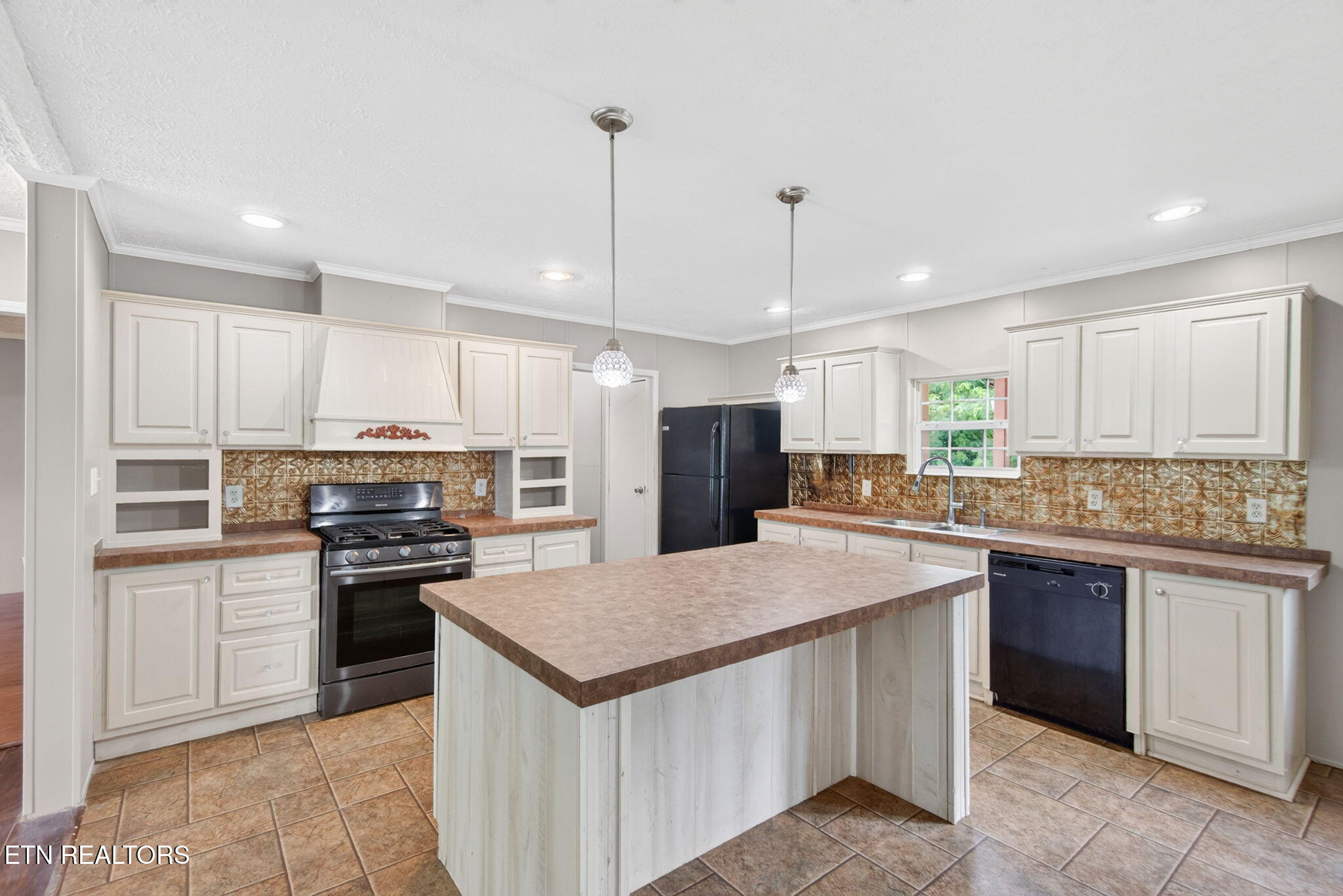 198 Byers Road Crossville TN 38571