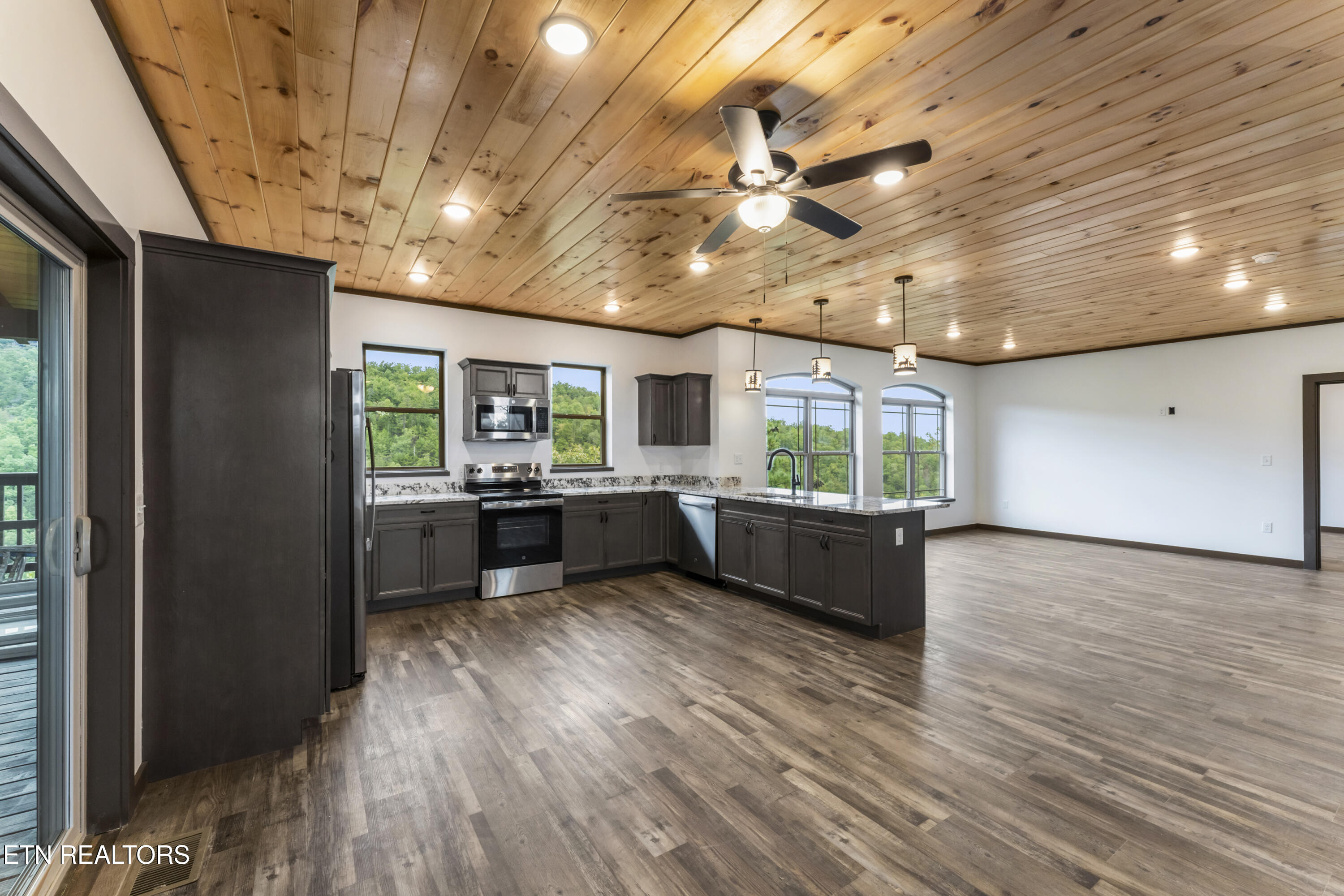 2359 Mimosa Drive Sevierville TN 37862