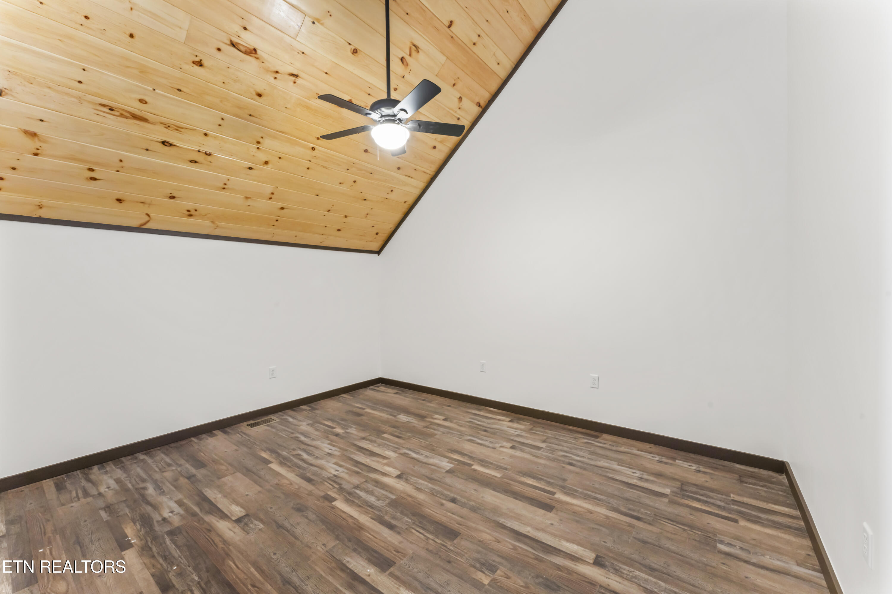 2359 Mimosa Drive Sevierville TN 37862