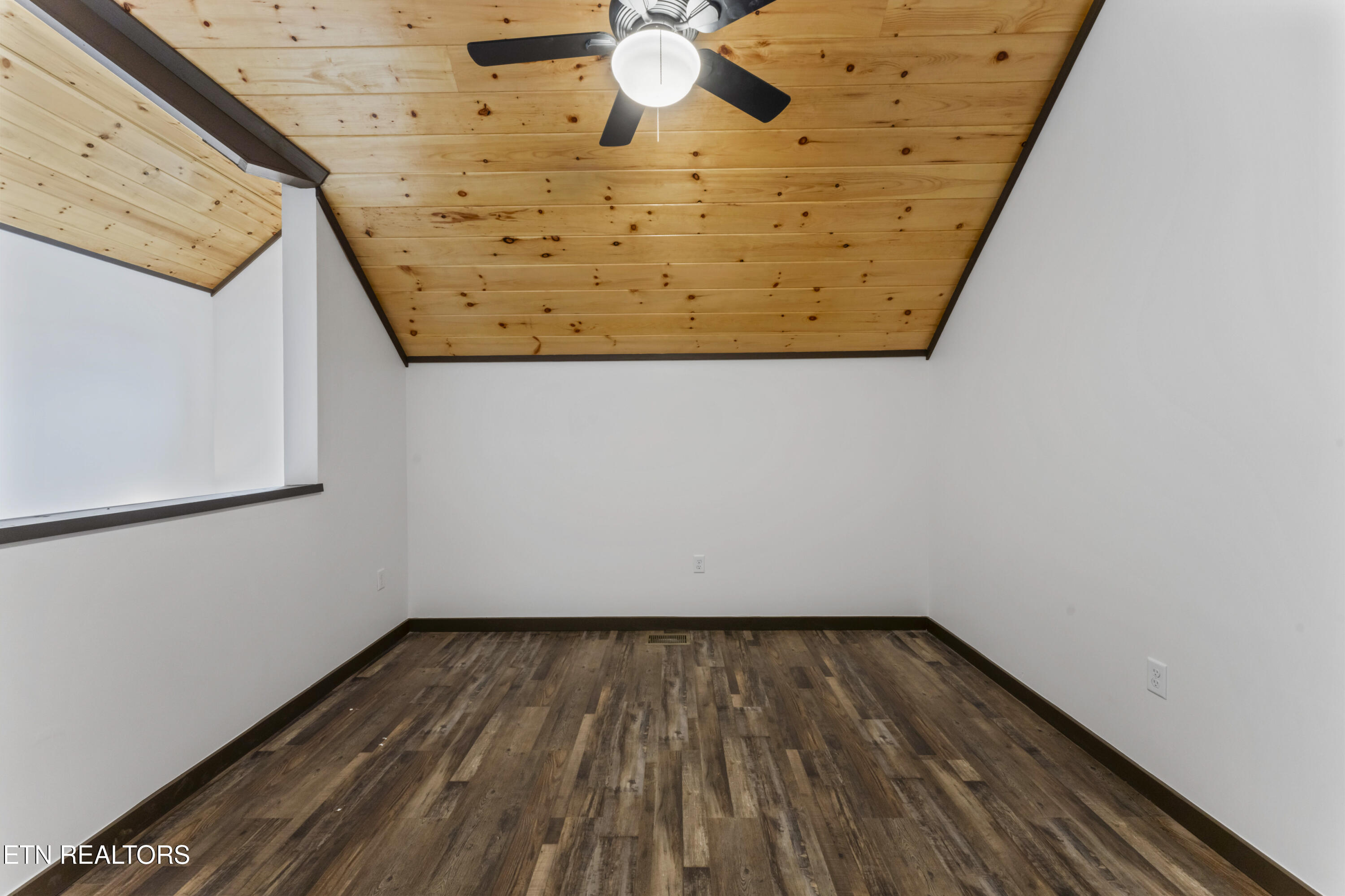 2359 Mimosa Drive Sevierville TN 37862