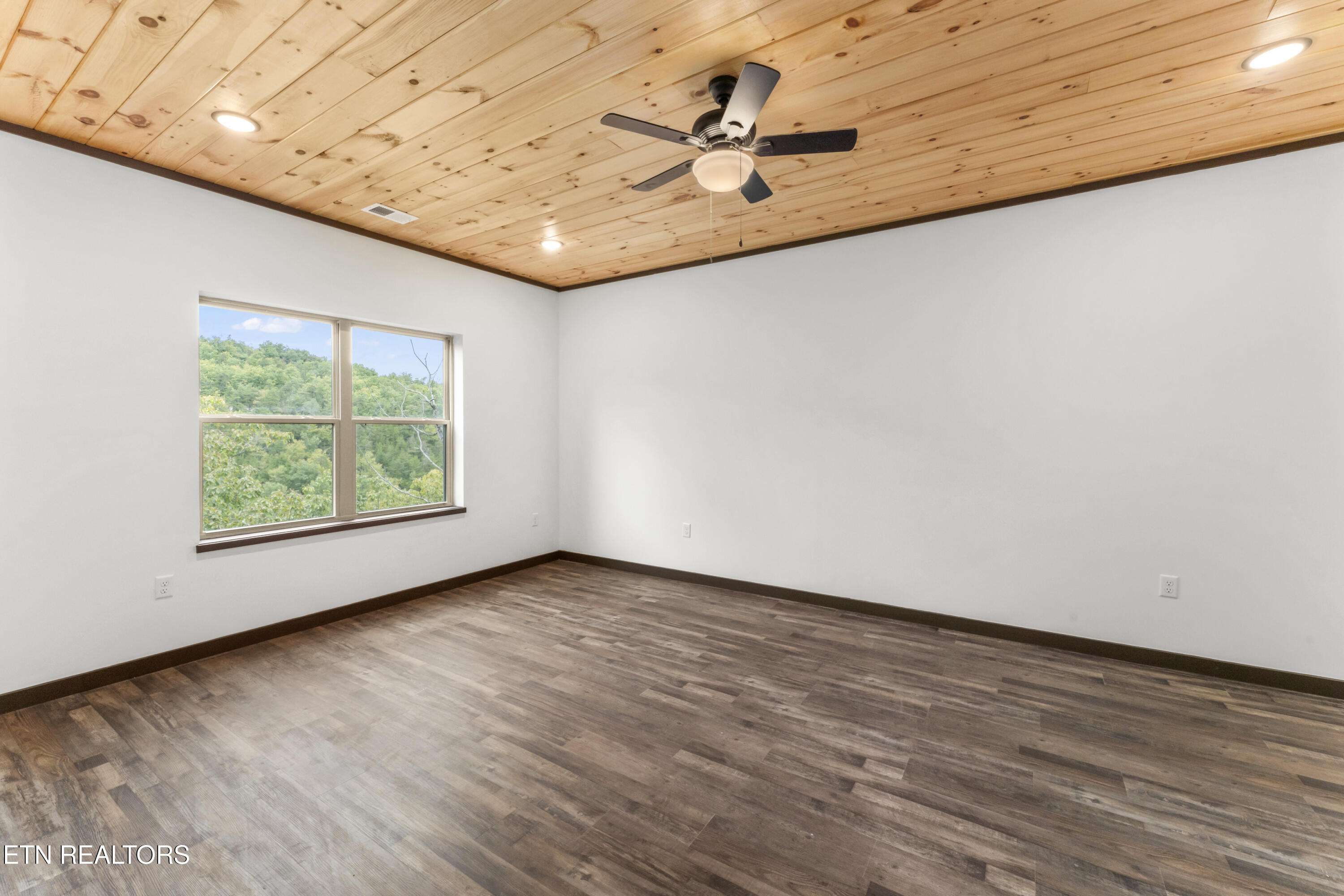 2359 Mimosa Drive Sevierville TN 37862