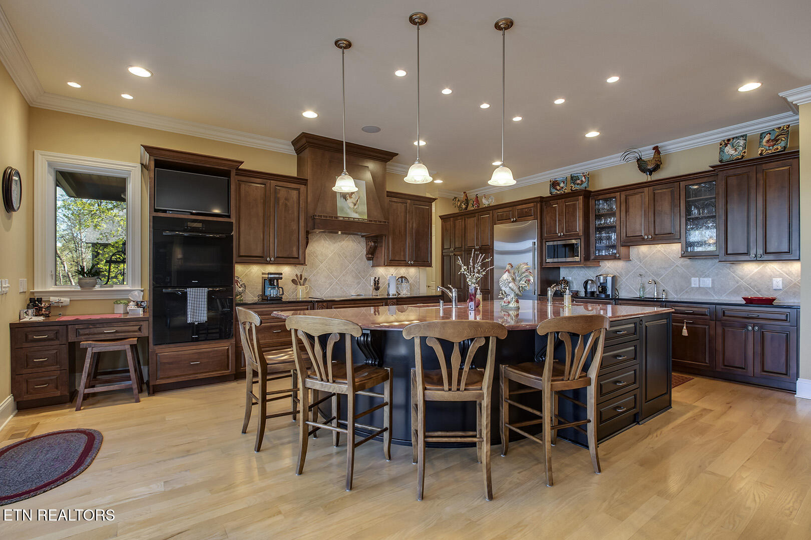 18128 Lighthouse Pointe Drive Lenoir City TN 37772