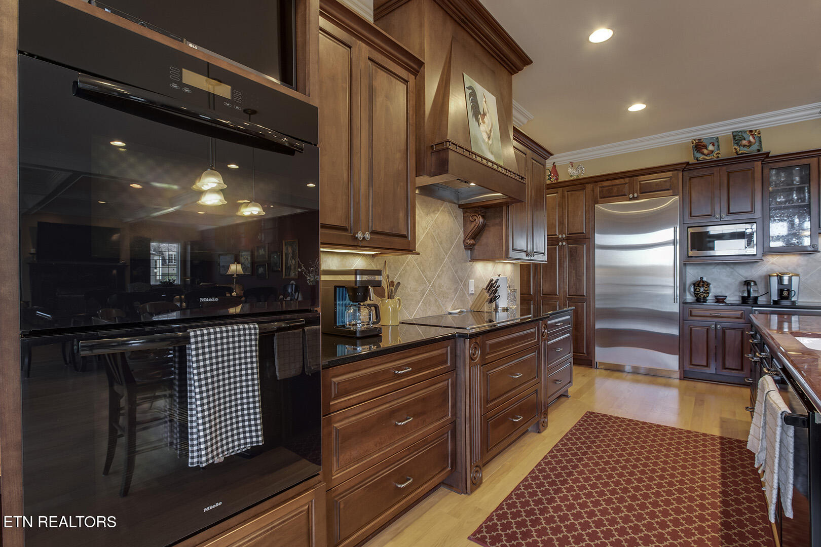 18128 Lighthouse Pointe Drive Lenoir City TN 37772