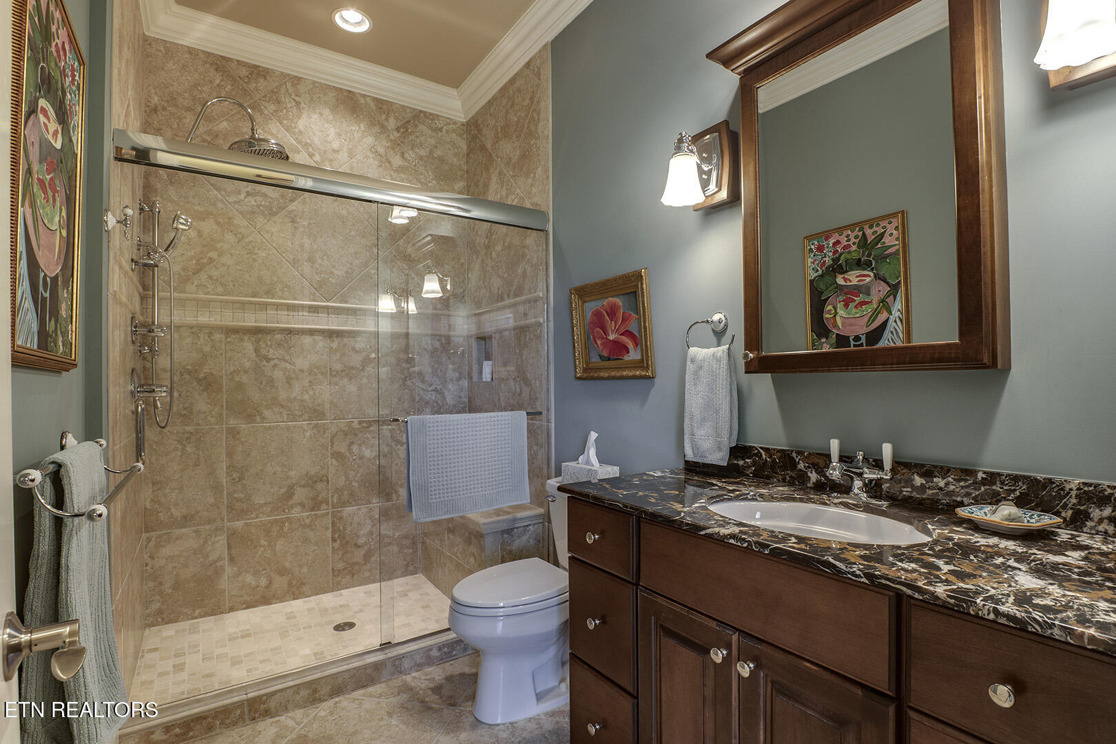 18128 Lighthouse Pointe Drive Lenoir City TN 37772