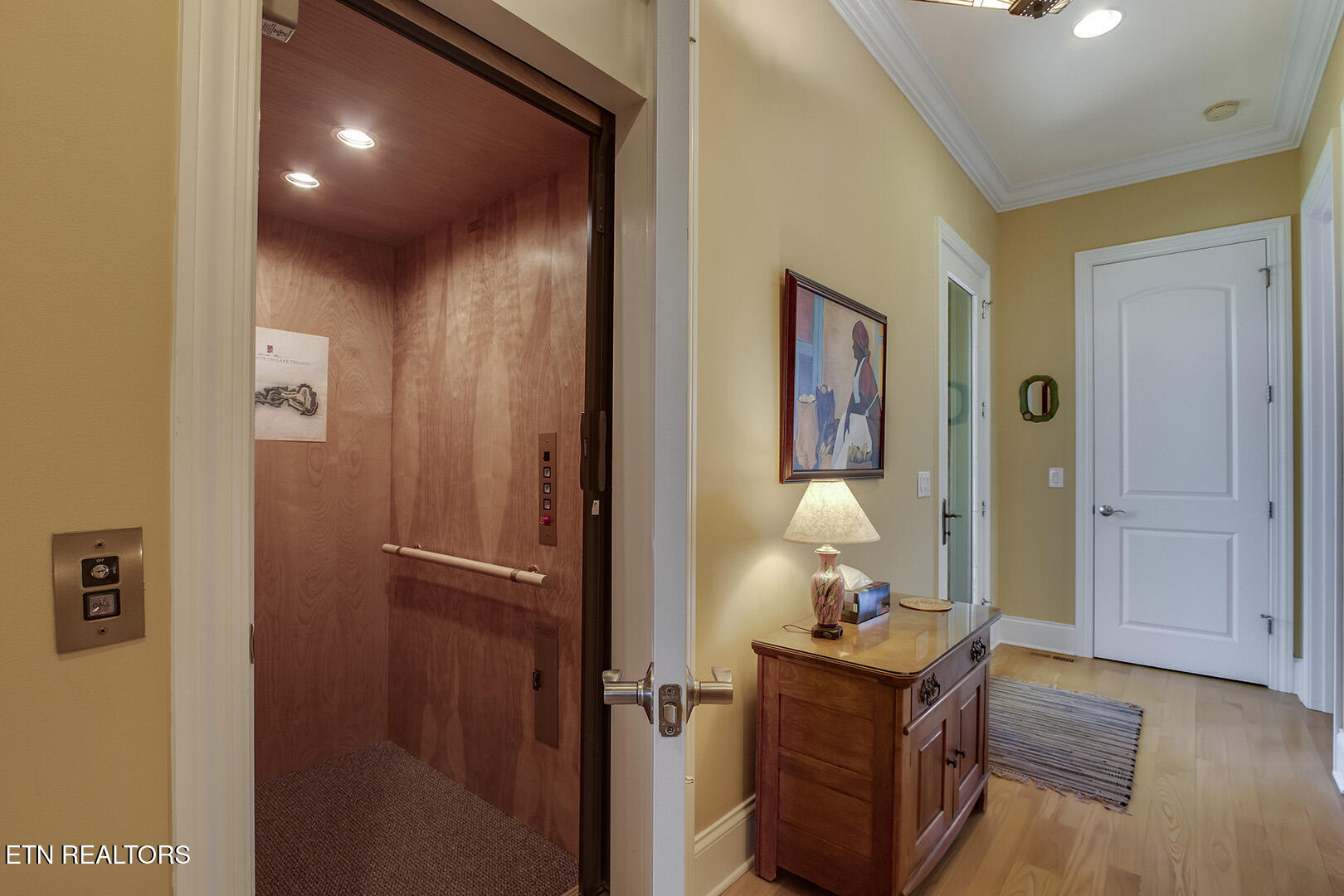 18128 Lighthouse Pointe Drive Lenoir City TN 37772