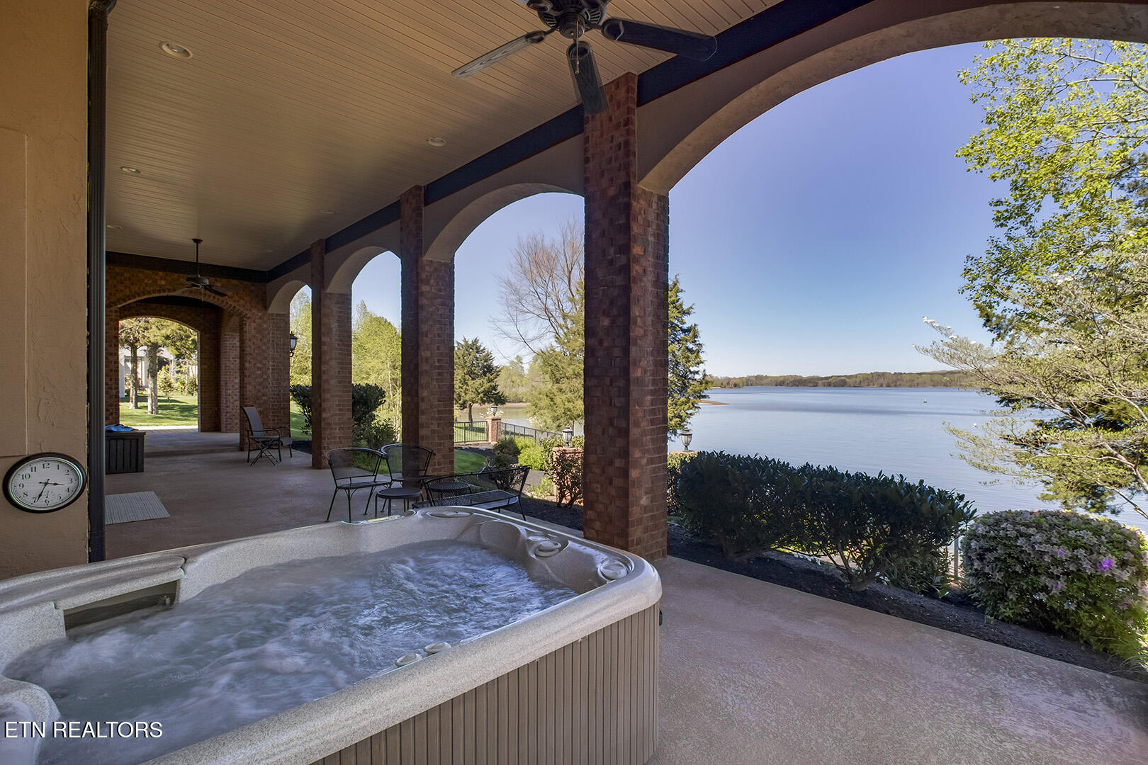 18128 Lighthouse Pointe Drive Lenoir City TN 37772