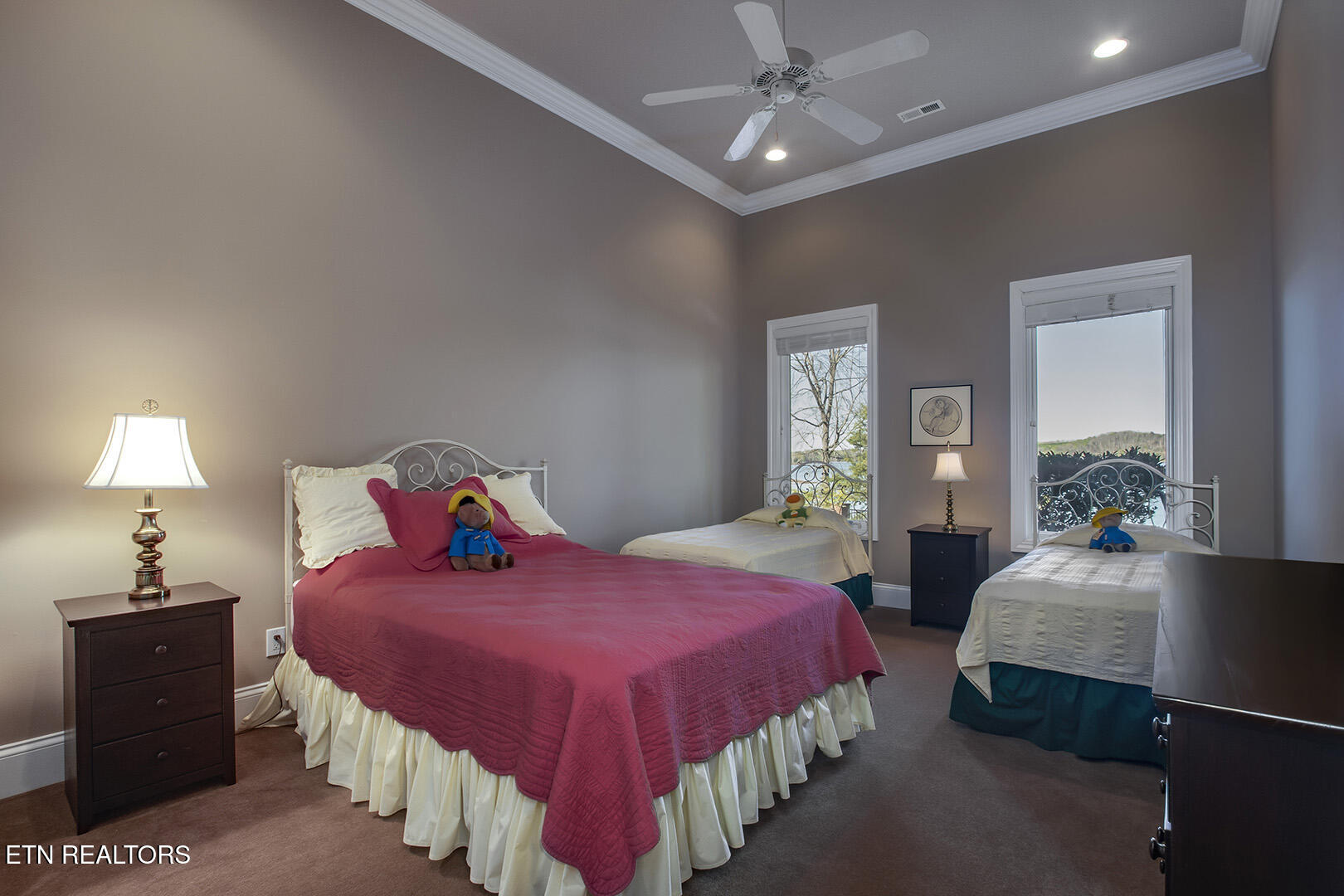 18128 Lighthouse Pointe Drive Lenoir City TN 37772