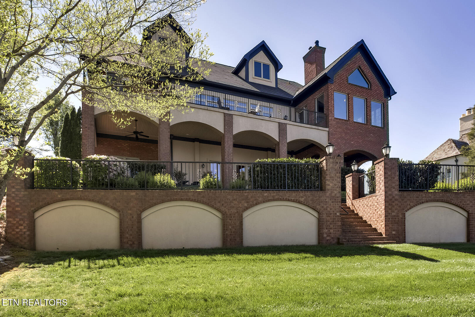 18128 Lighthouse Pointe Drive Lenoir City TN 37772