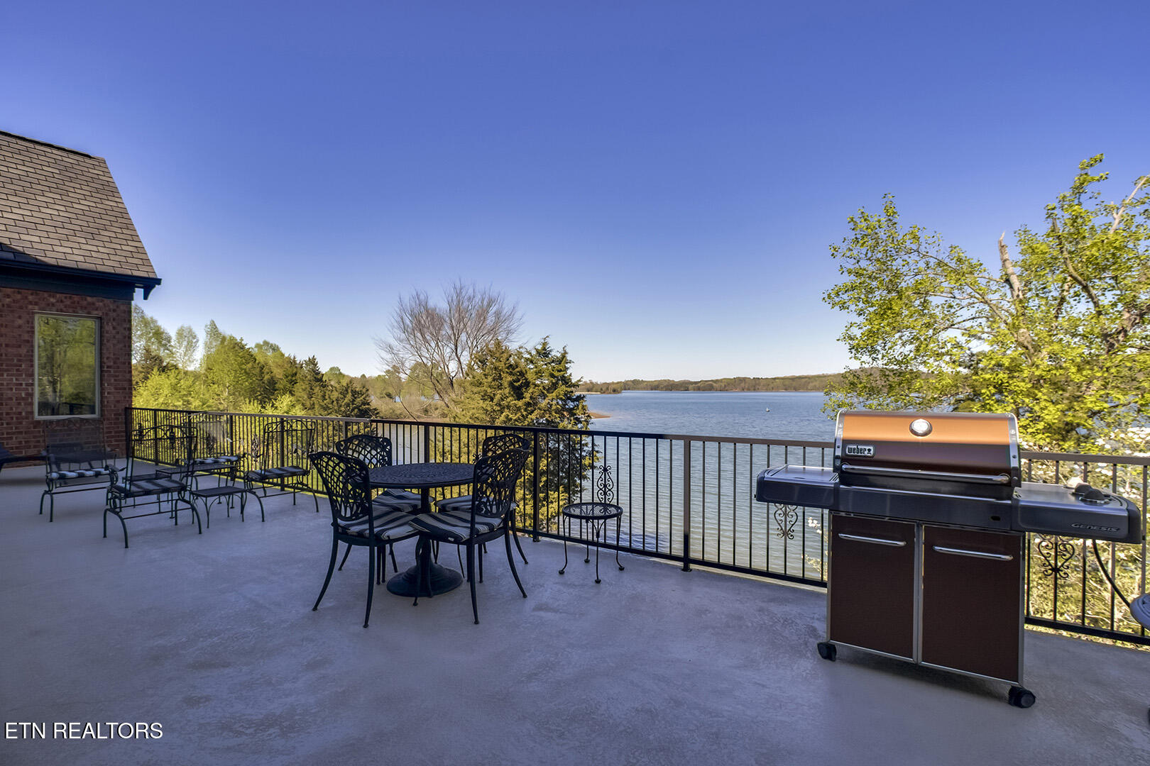 18128 Lighthouse Pointe Drive Lenoir City TN 37772