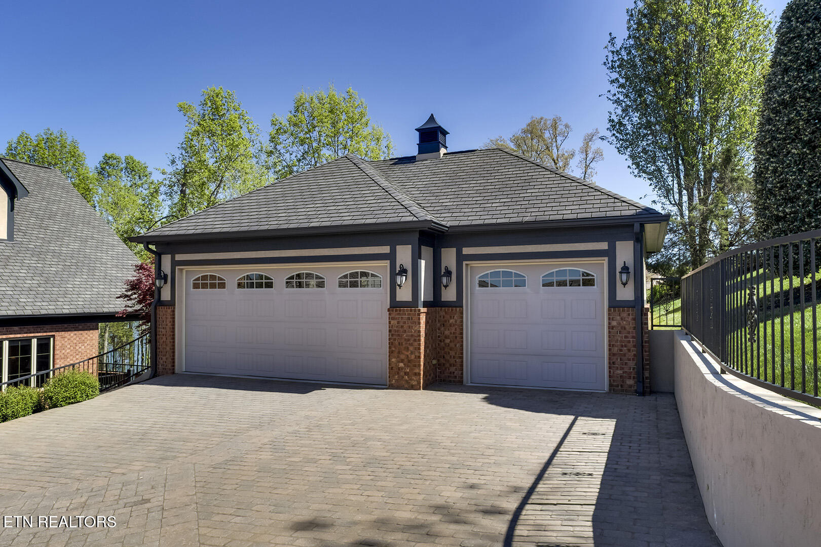 18128 Lighthouse Pointe Drive Lenoir City TN 37772