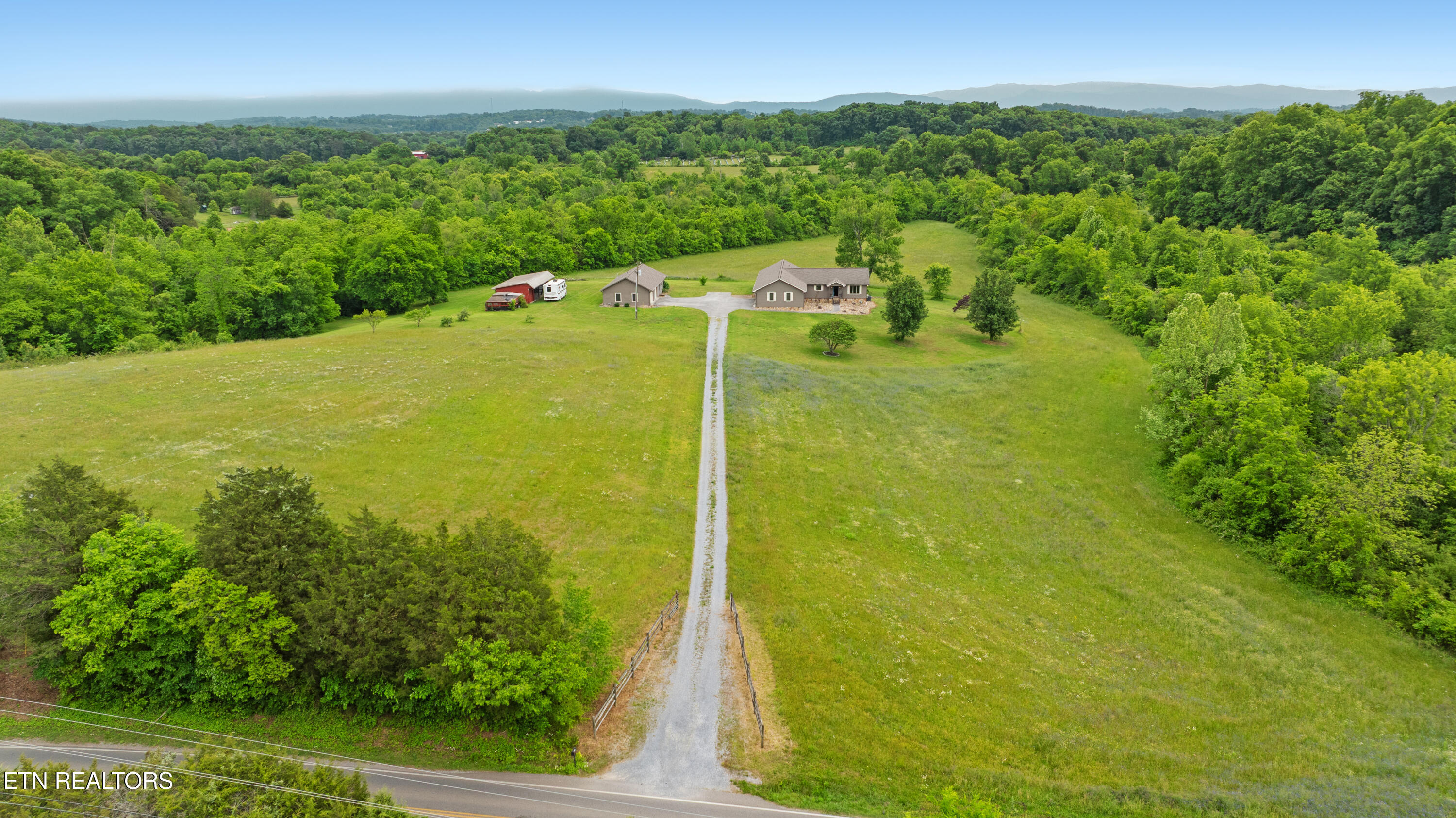 6052 Morganton Road Greenback TN 37742
