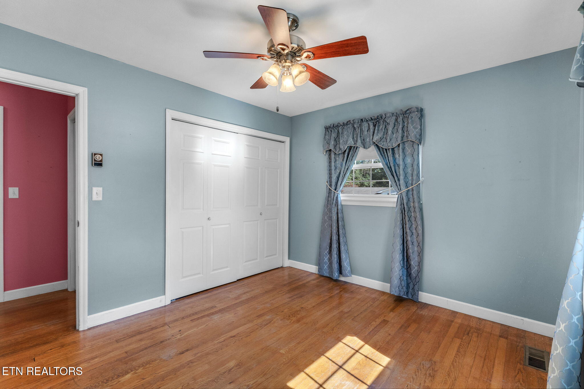 5708 Woodleaf Drive Knoxville TN 37912