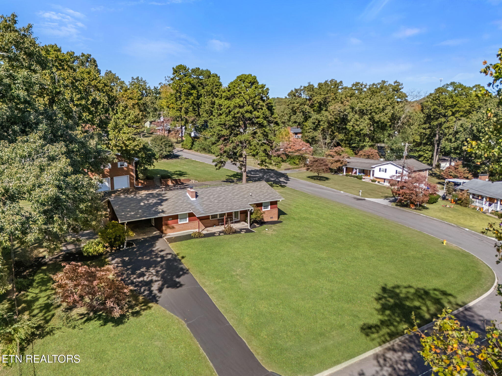 5708 Woodleaf Drive Knoxville TN 37912
