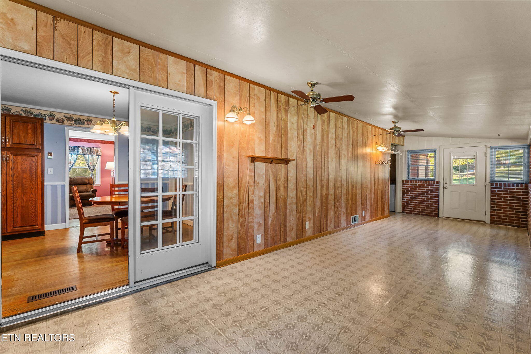 5708 Woodleaf Drive Knoxville TN 37912