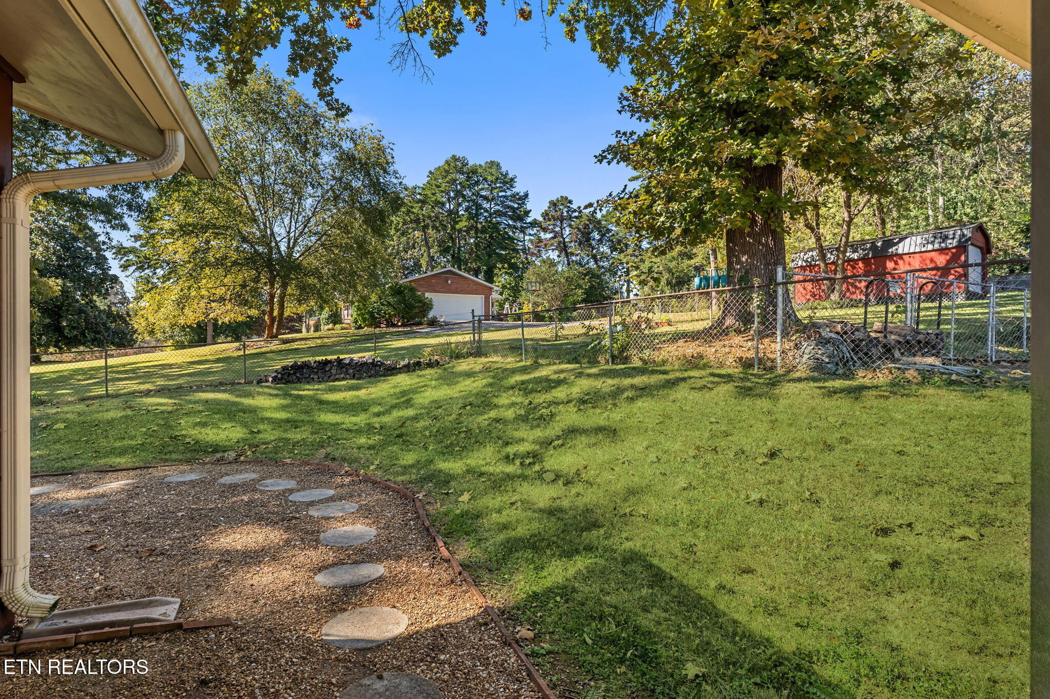 5708 Woodleaf Drive Knoxville TN 37912