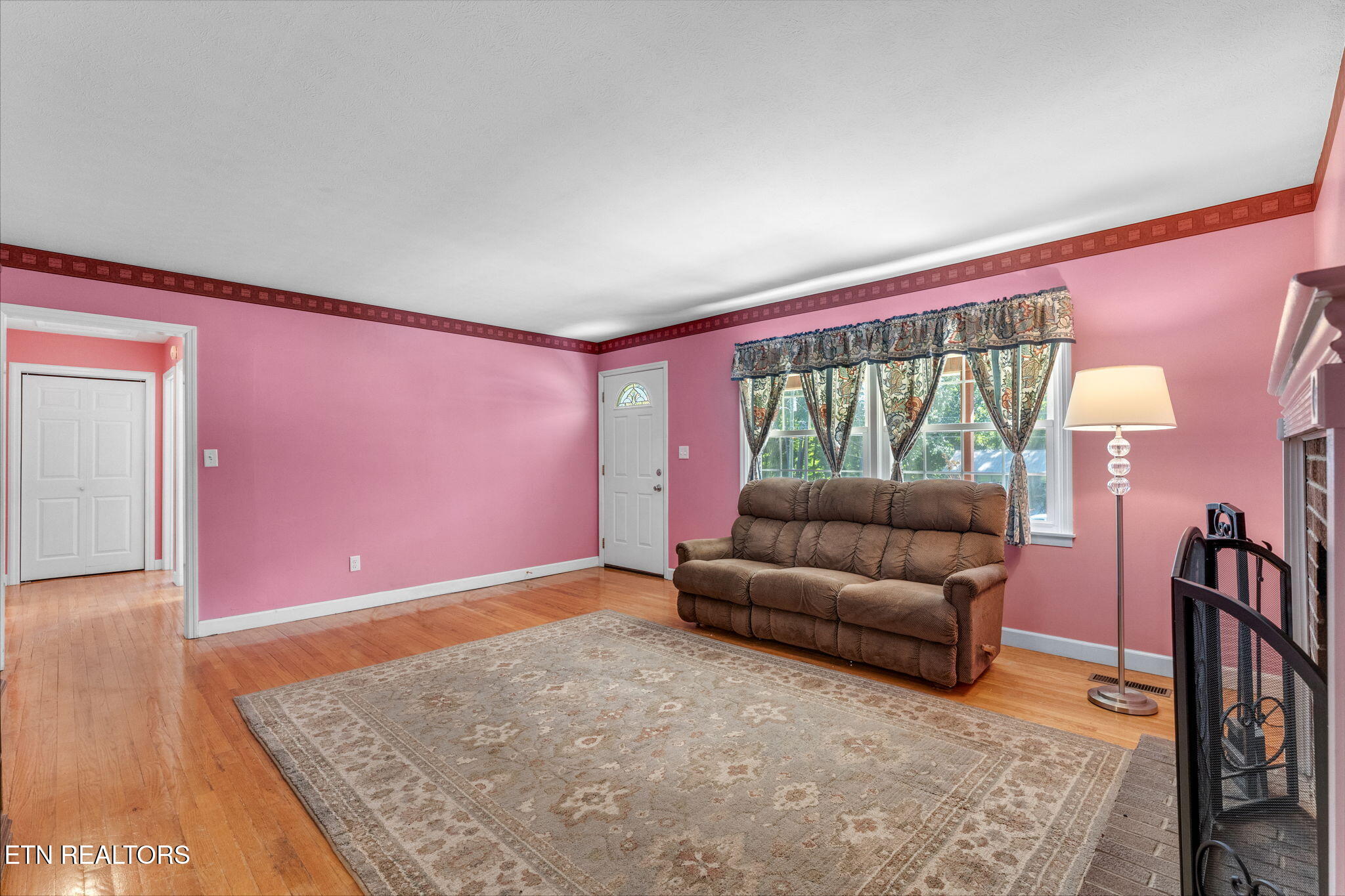 5708 Woodleaf Drive Knoxville TN 37912