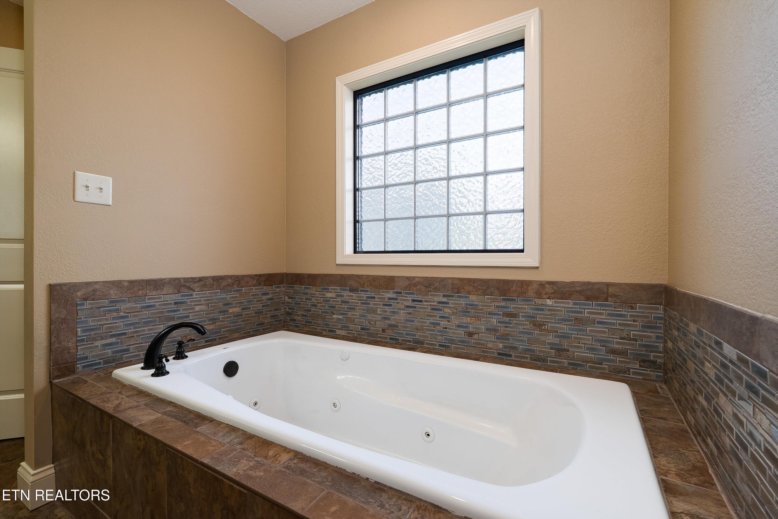 4235 Mint Road Maryville TN 37803