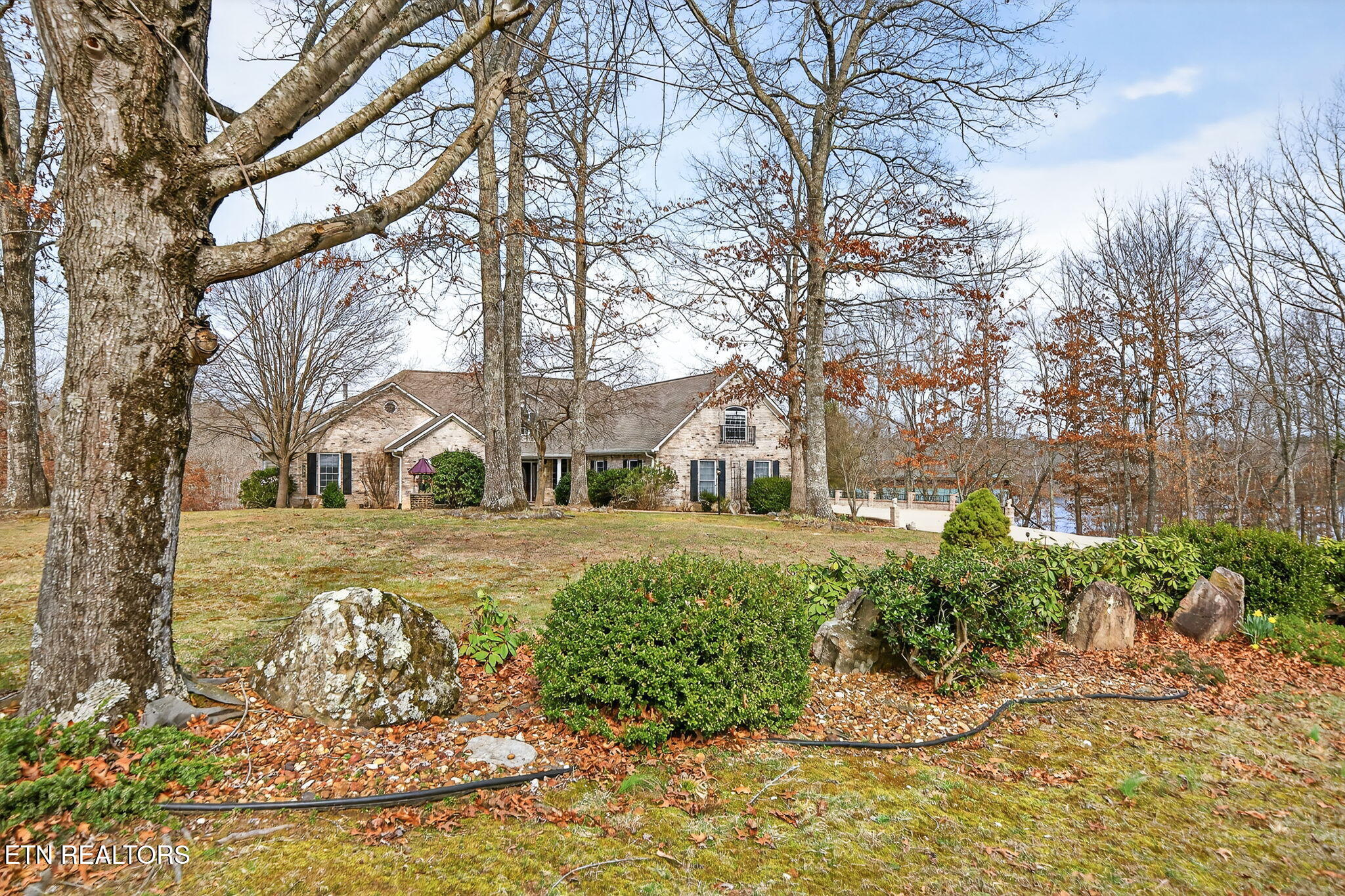 235 Sycamore Bend Monterey TN 38574