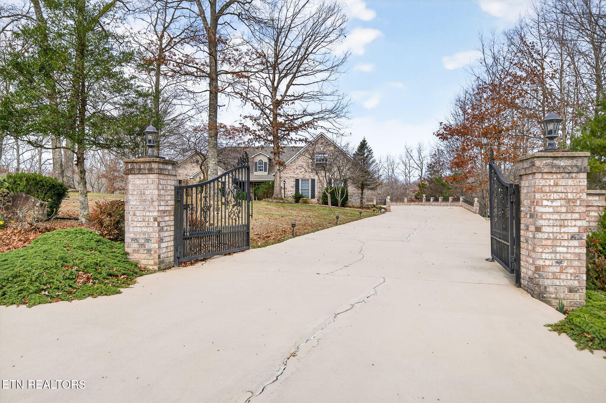 235 Sycamore Bend Monterey TN 38574