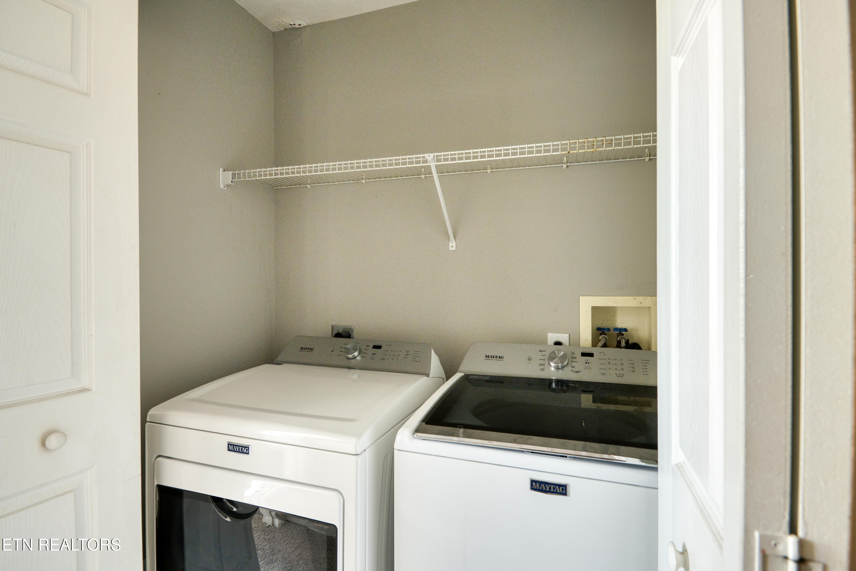 1227 Emerald Forest Lane Powell TN 37849