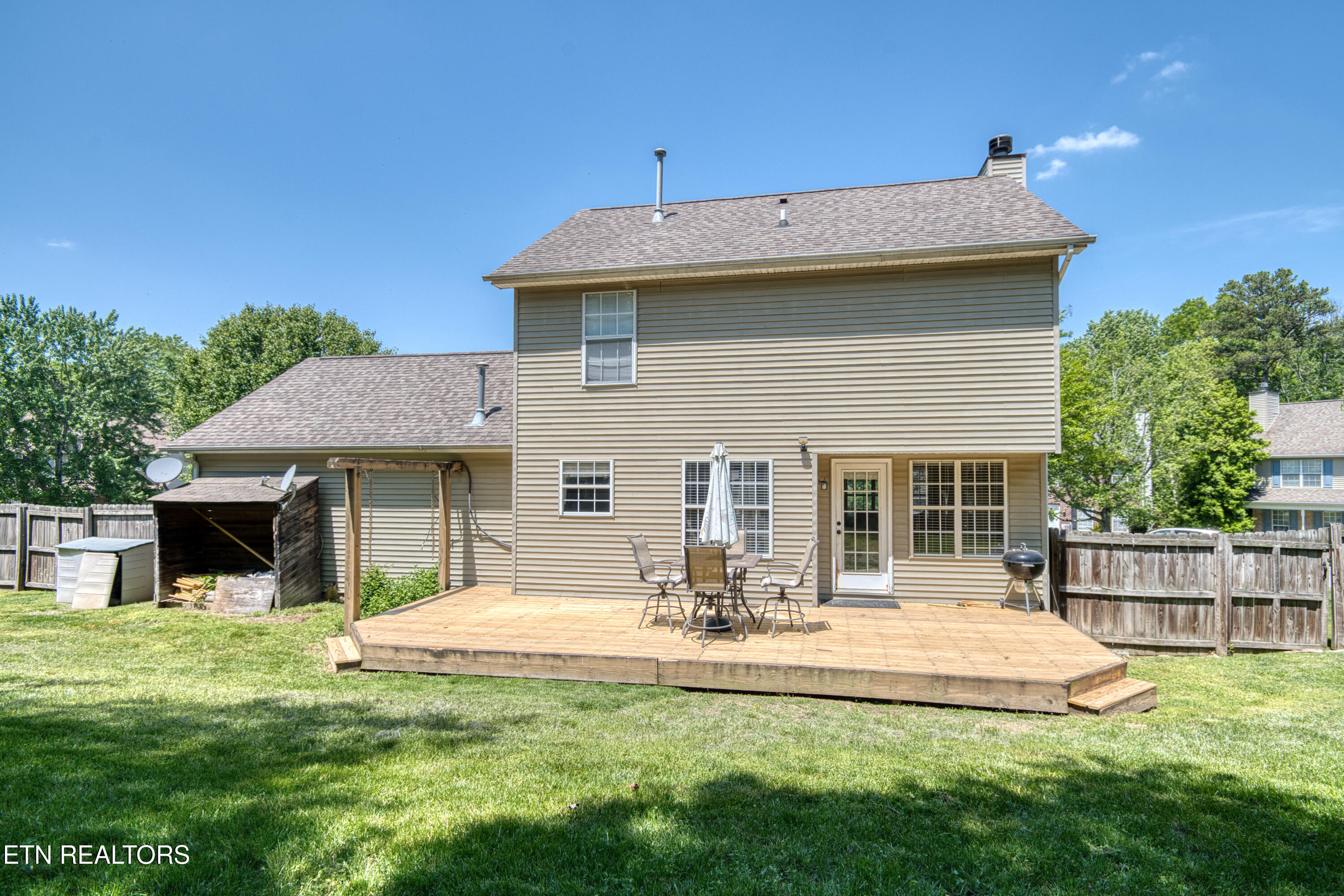 1227 Emerald Forest Lane Powell TN 37849