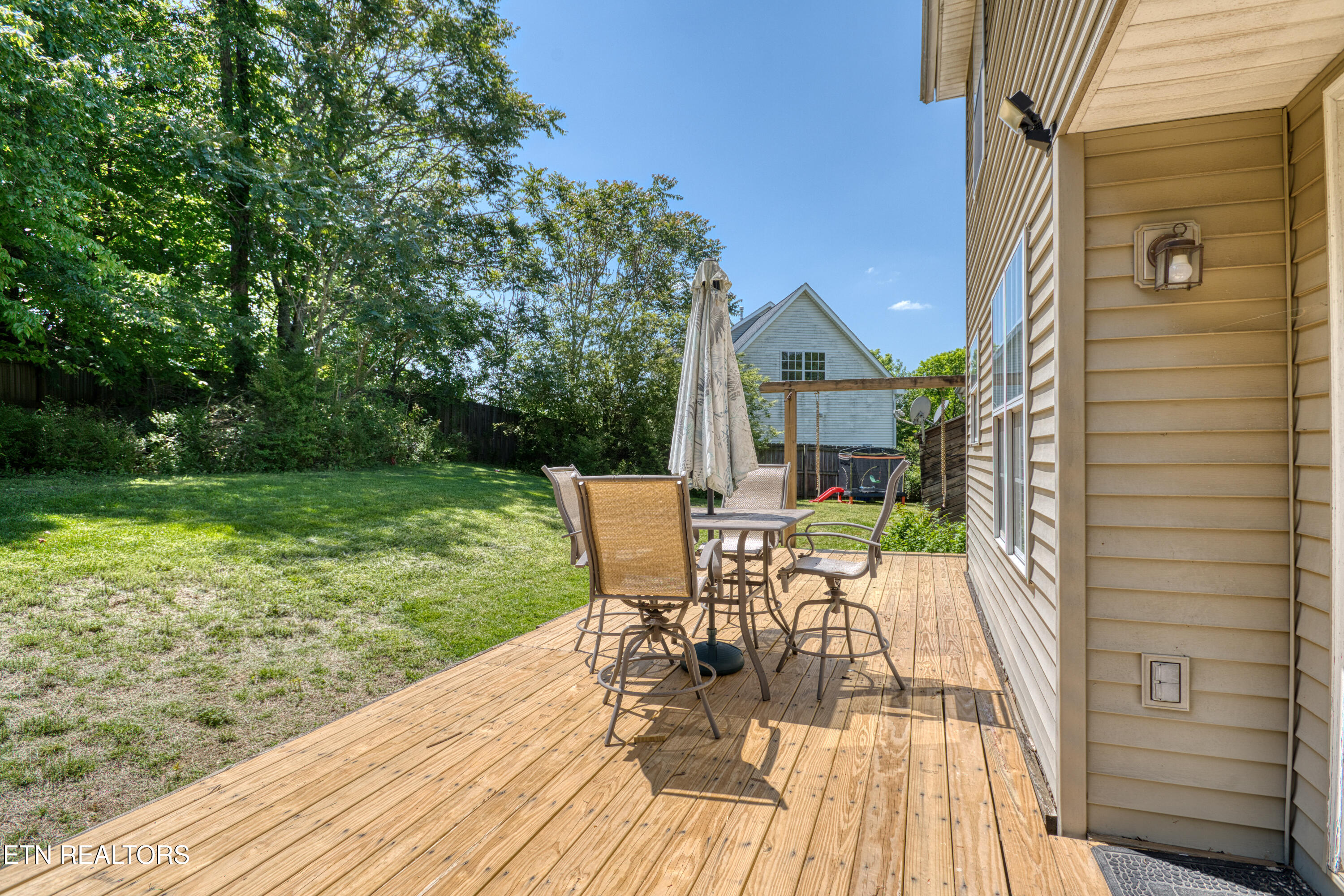 1227 Emerald Forest Lane Powell TN 37849