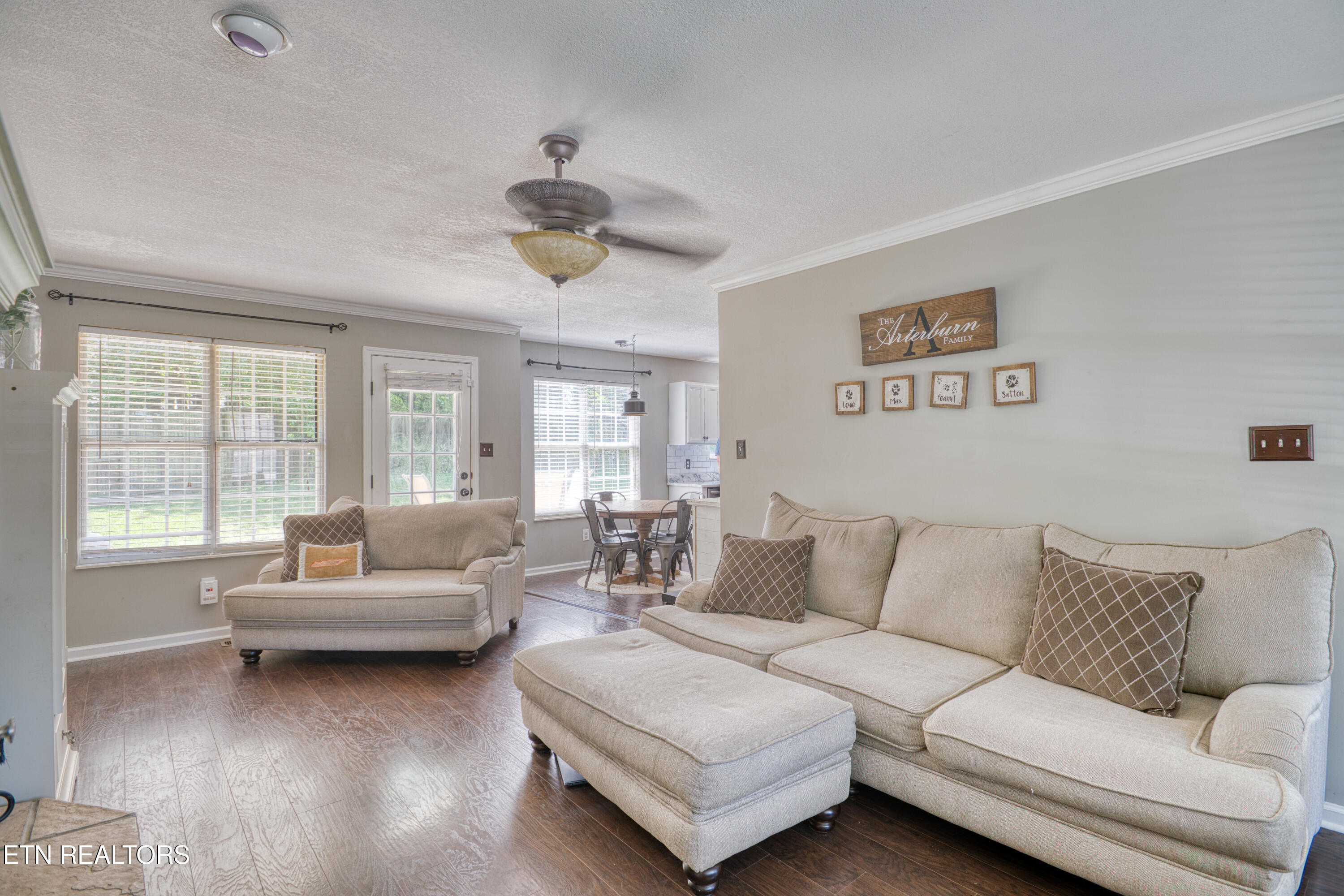 1227 Emerald Forest Lane Powell TN 37849