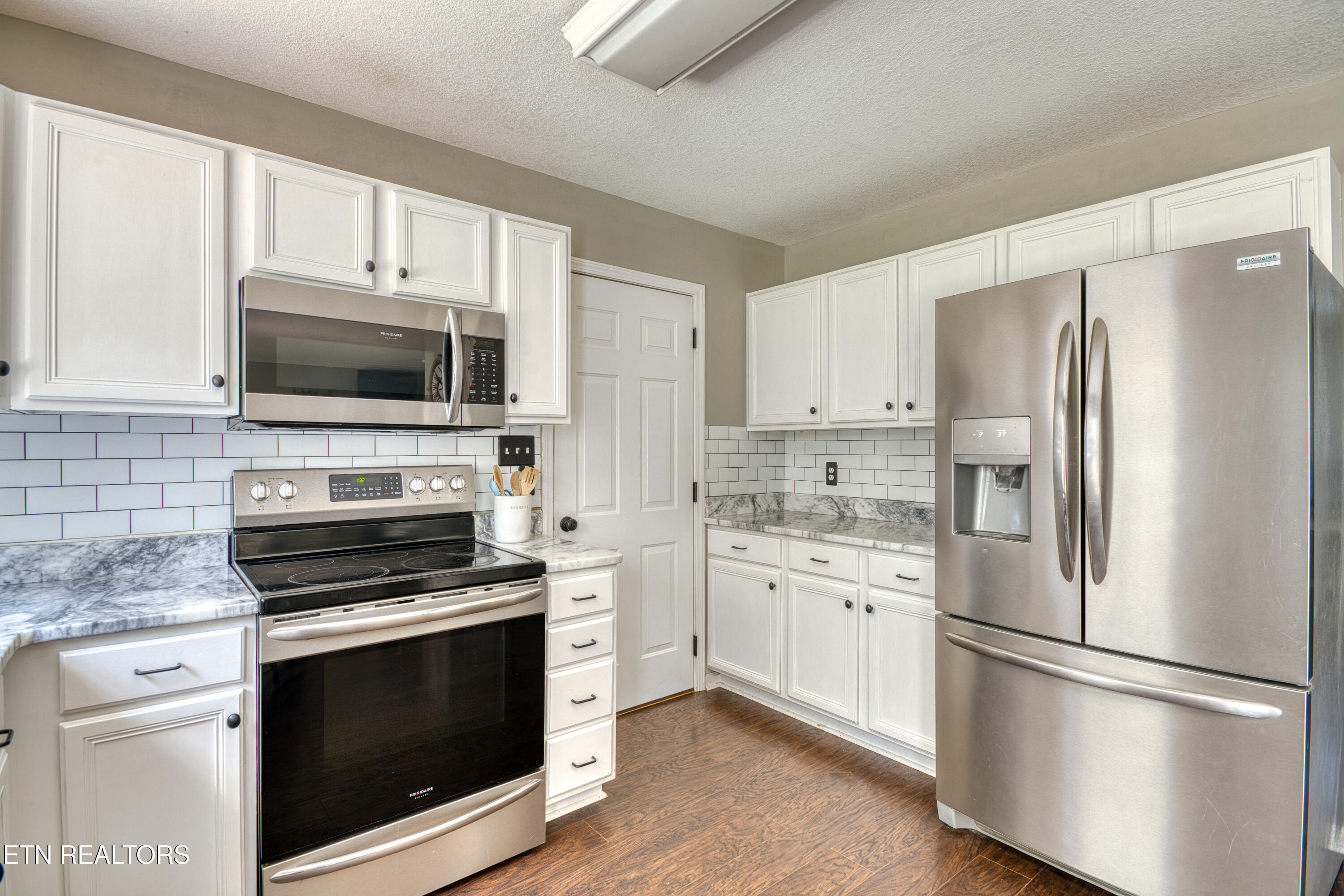 1227 Emerald Forest Lane Powell TN 37849