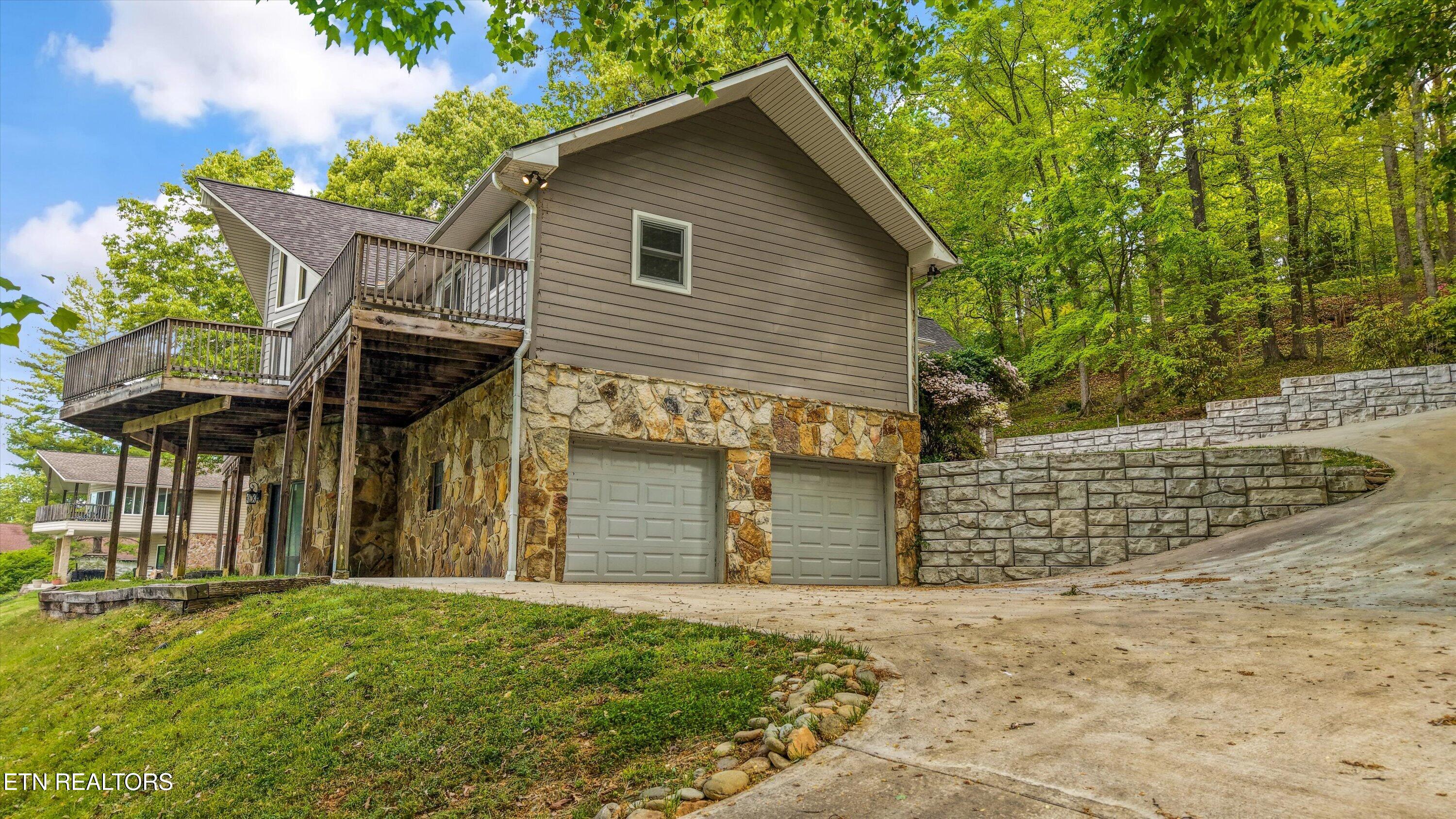 11417 Berry Hill Drive Knoxville TN 37931