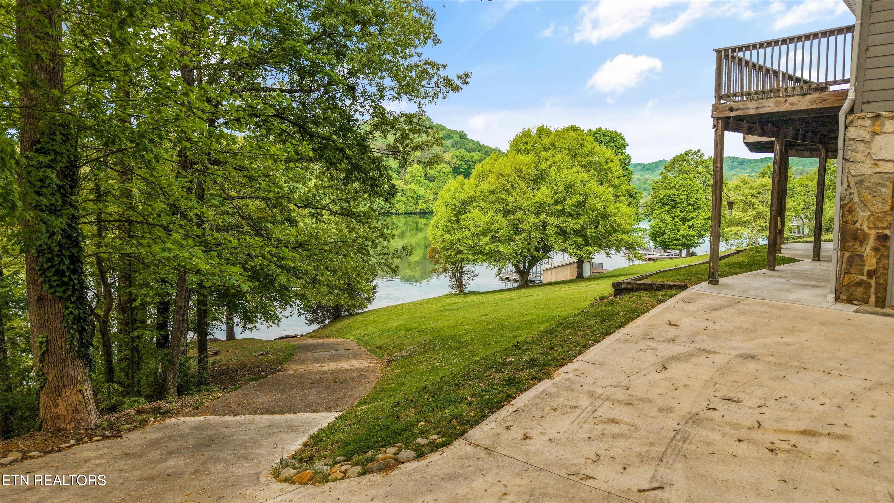 11417 Berry Hill Drive Knoxville TN 37931