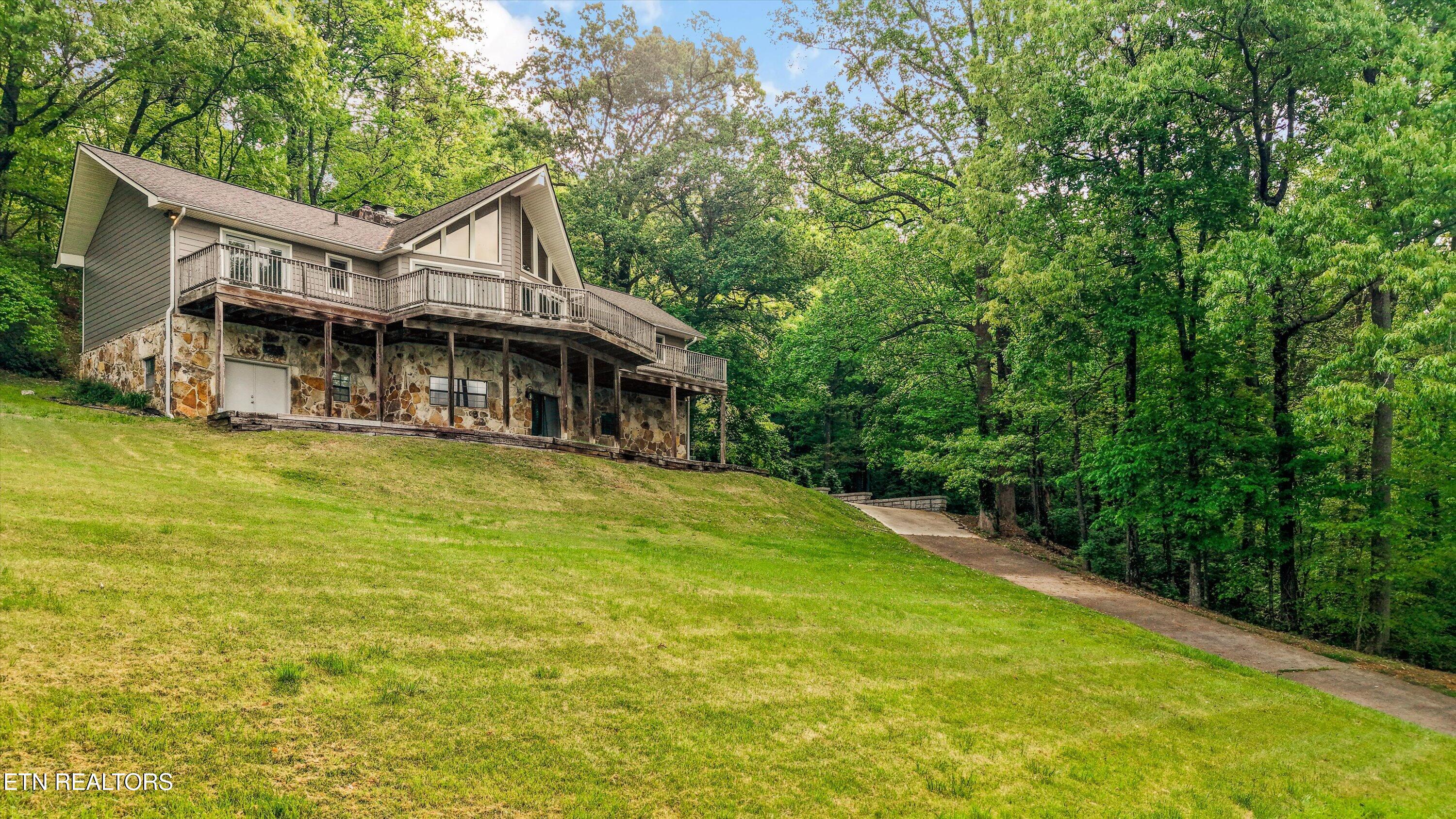 11417 Berry Hill Drive Knoxville TN 37931