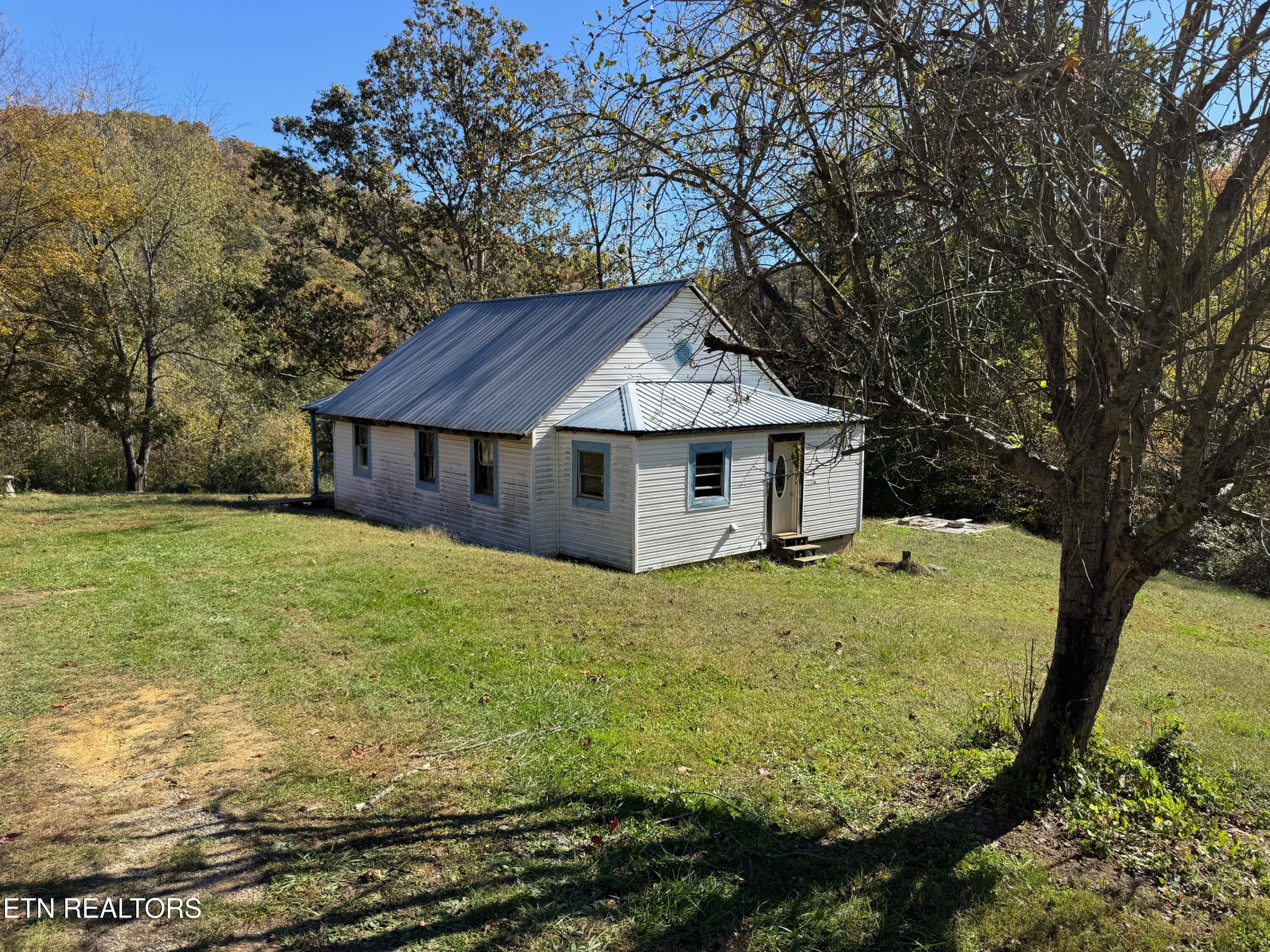160 Laco Road Huntsville TN 37756