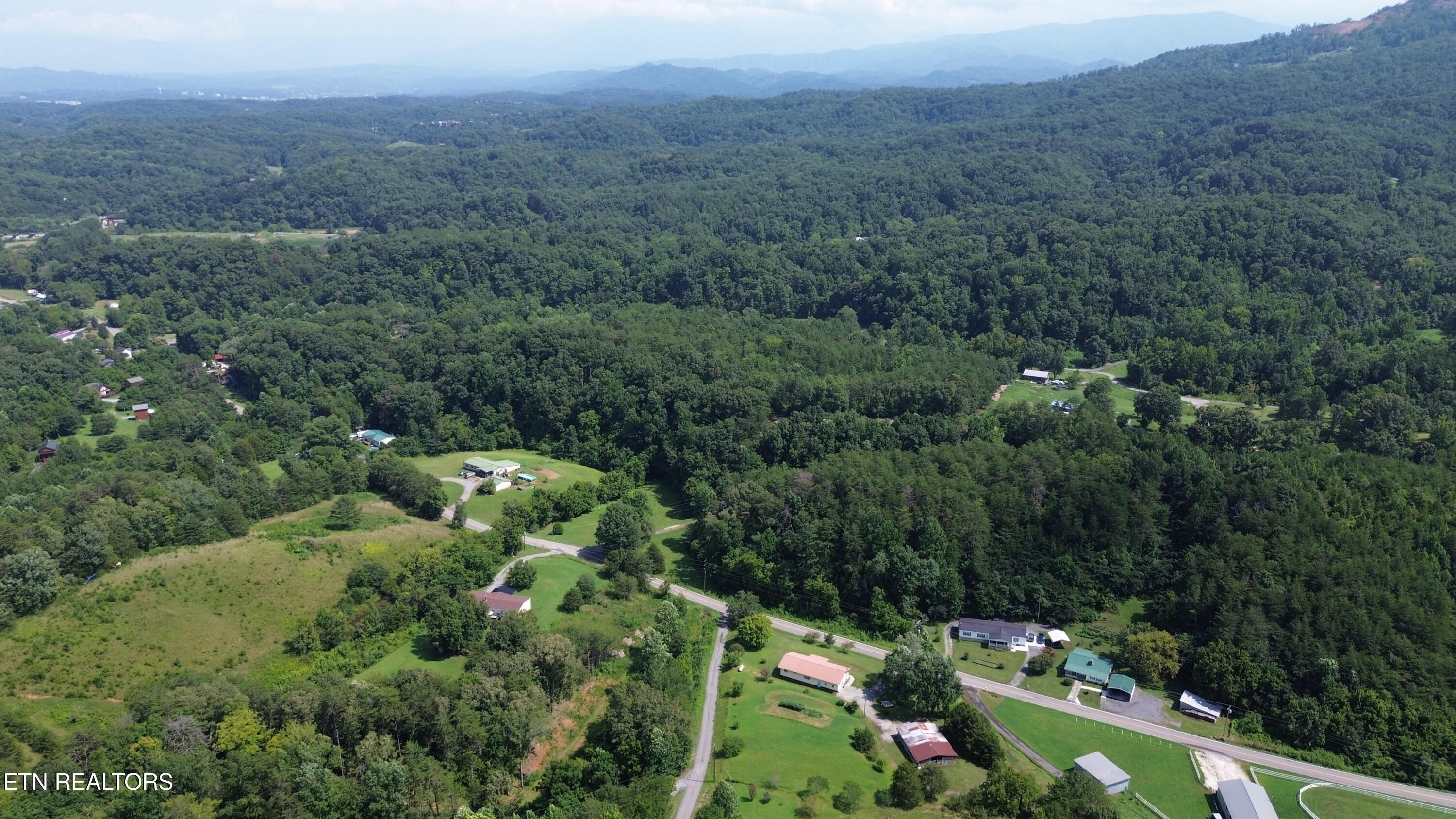 738 Autumns Peak Way Sevierville TN 37876