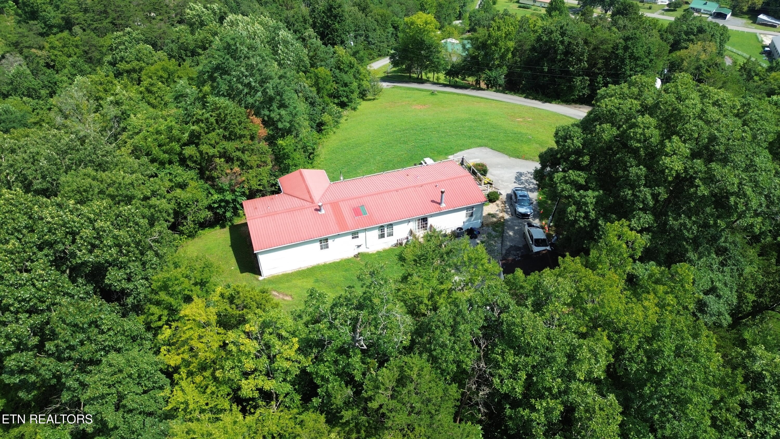 738 Autumns Peak Way Sevierville TN 37876