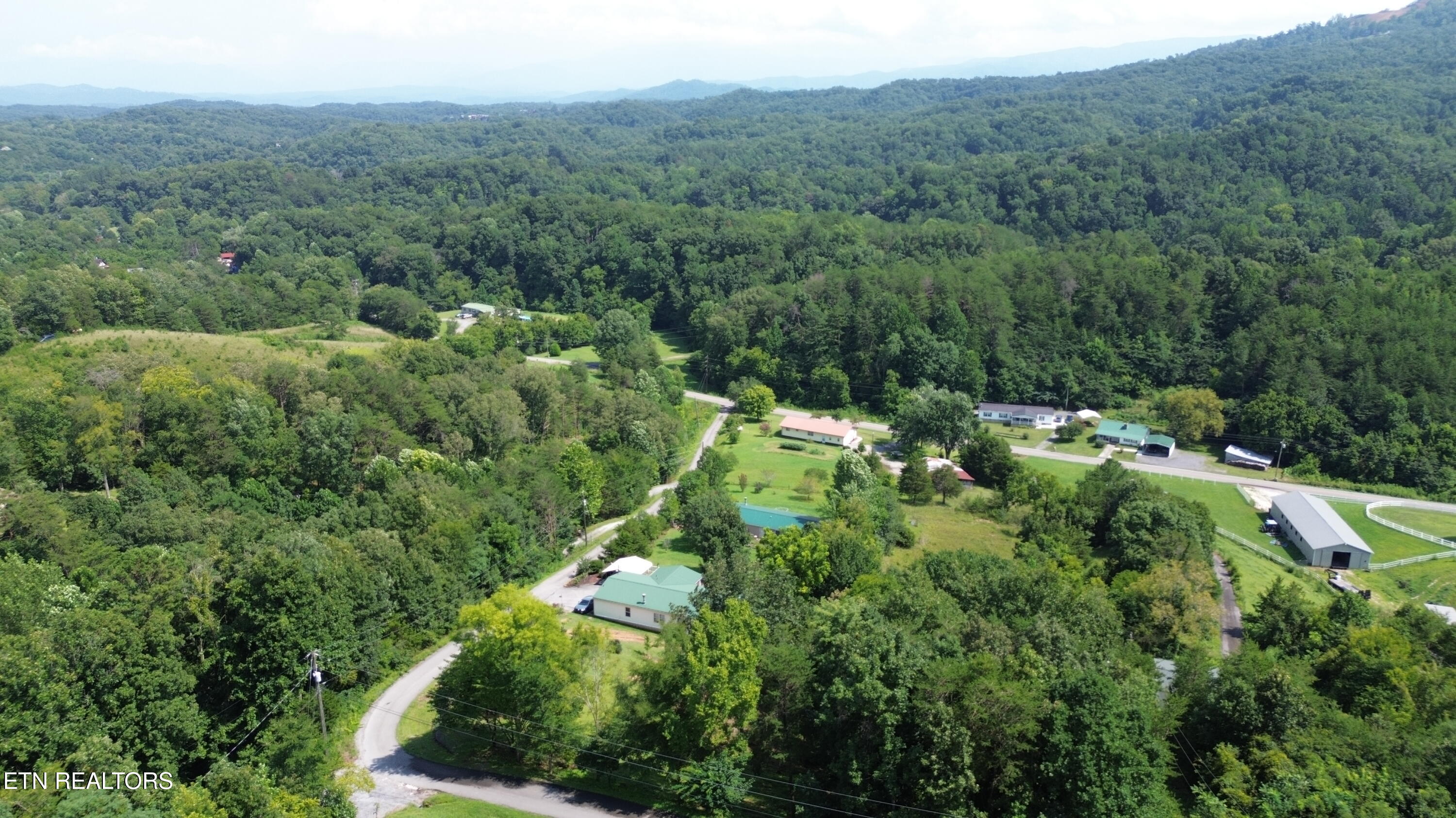 738 Autumns Peak Way Sevierville TN 37876