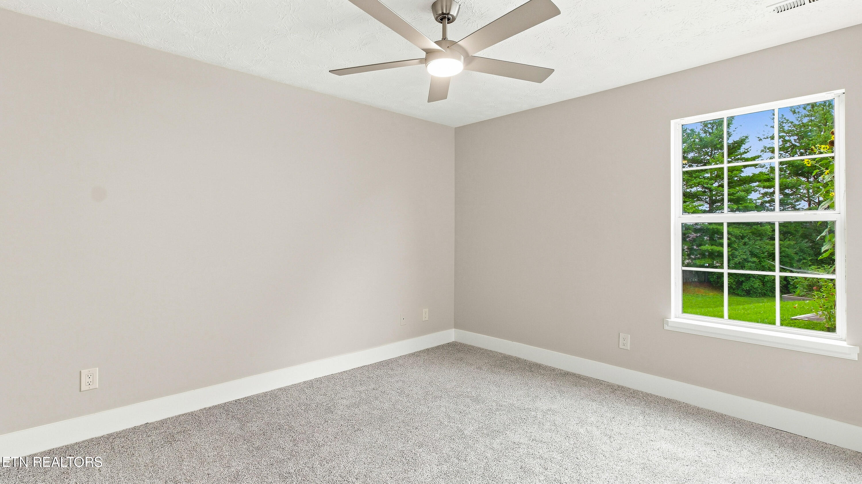 8108 Legacy Lane Knoxville TN 37919