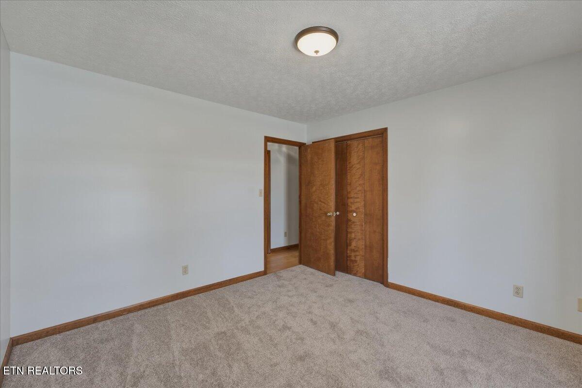 9229 Hollander Lane Knoxville TN 37931
