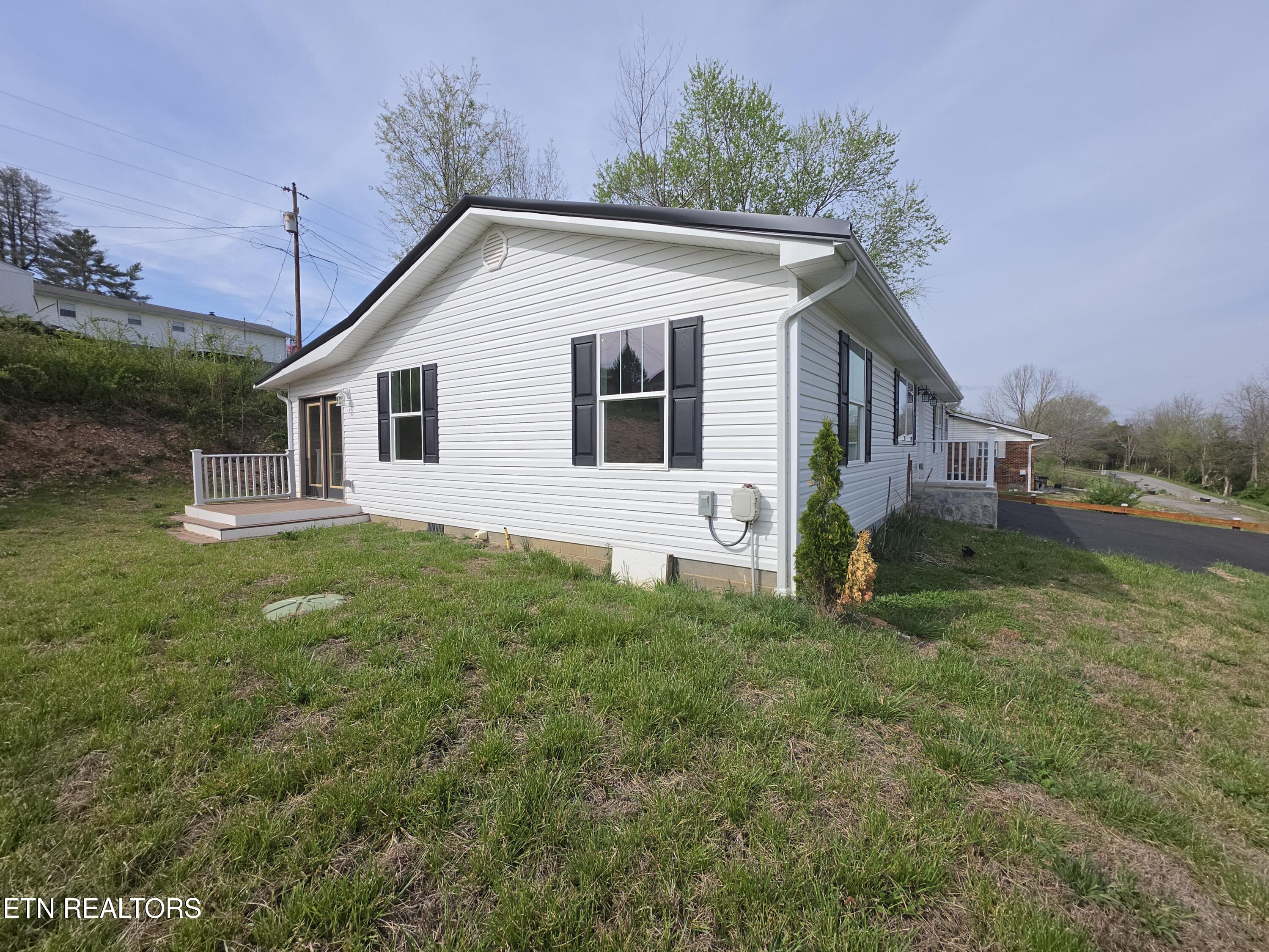 330 Wilson Hurst Street Tazewell TN 37879